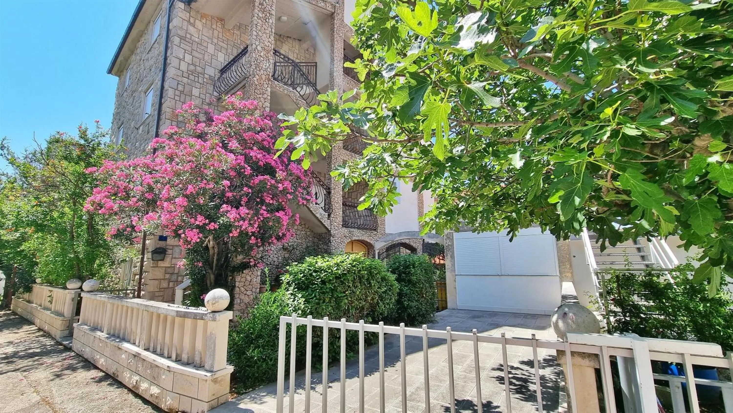 Facade/entrance in Apartments Iko Nemira