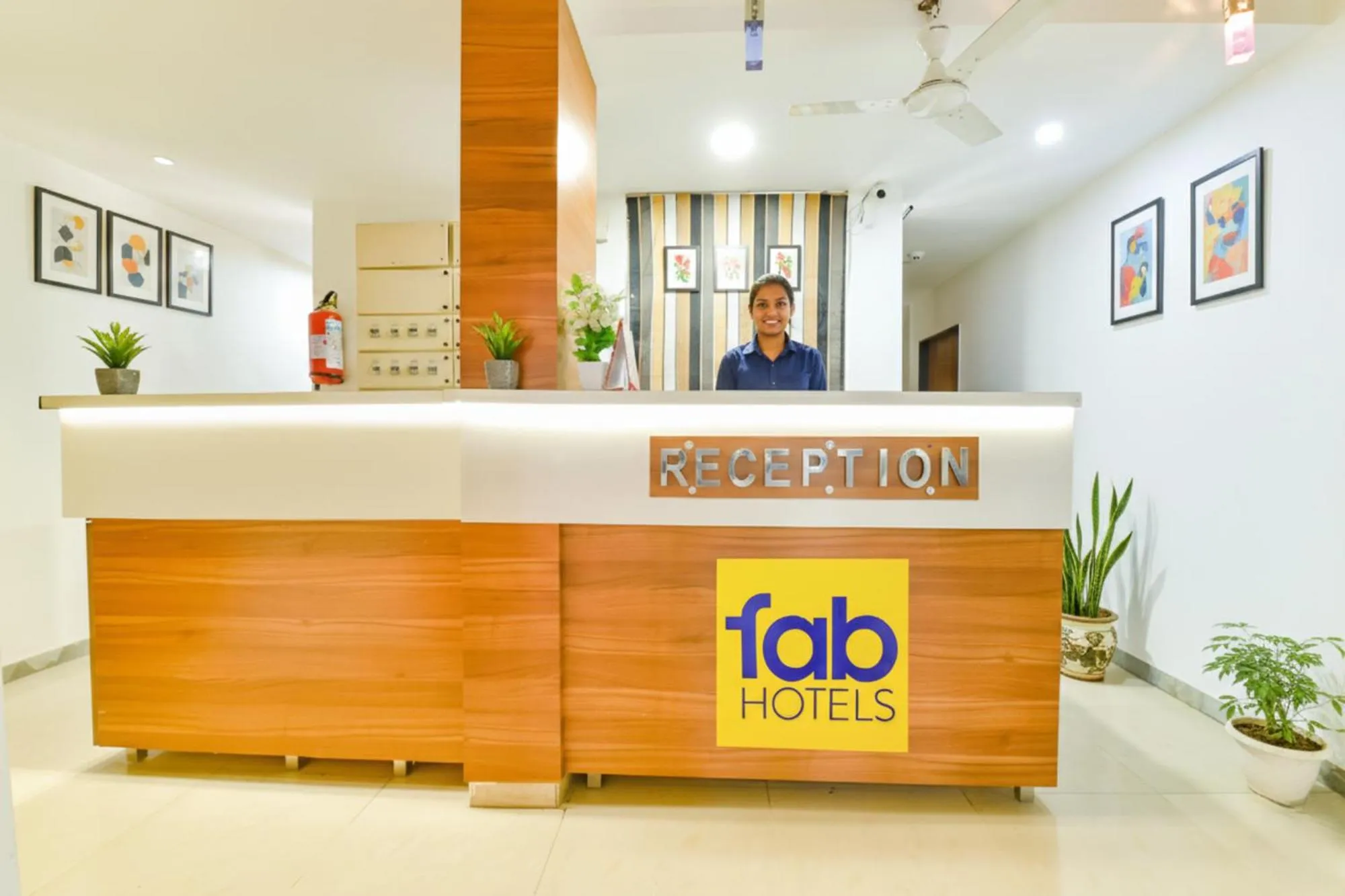 Lobby or reception in FabHotel Raj Ratna - Nr Ashram Road
