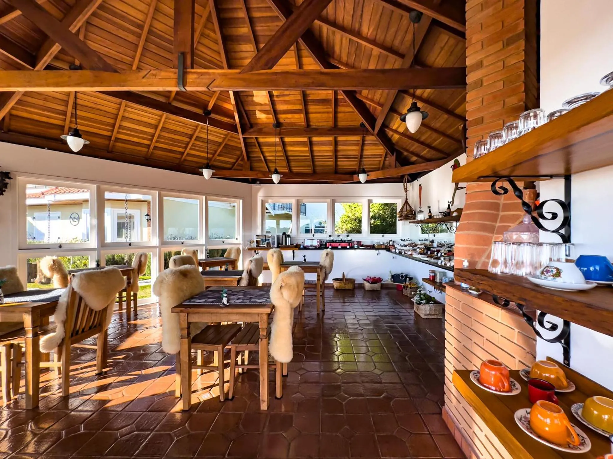 Food and drinks in Pousada Ville Le Mont - Campos do Jordao