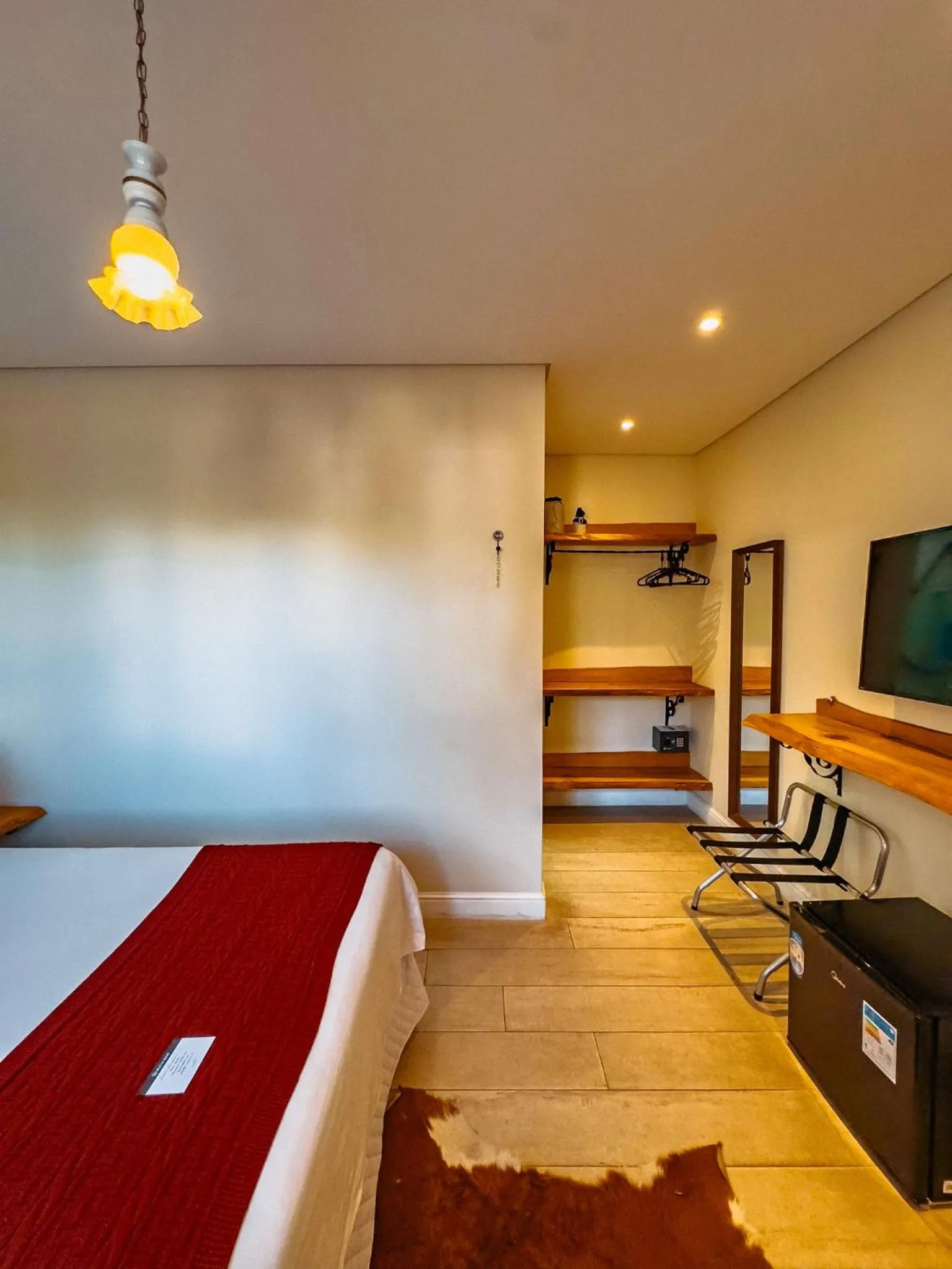 Photo of the whole room, Bed in Pousada Ville Le Mont - Campos do Jordao