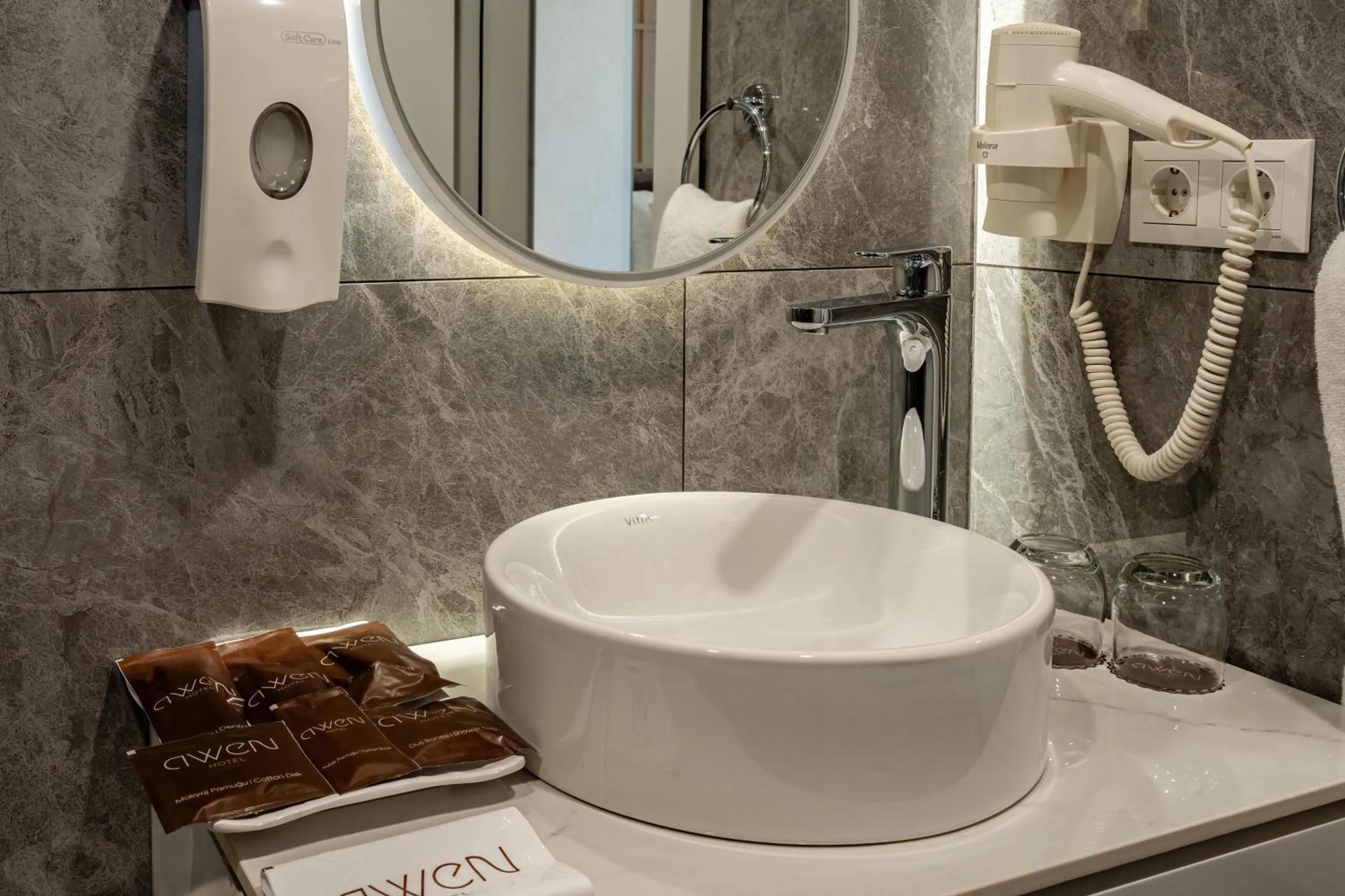 Bathroom in Awen Lara Hotel