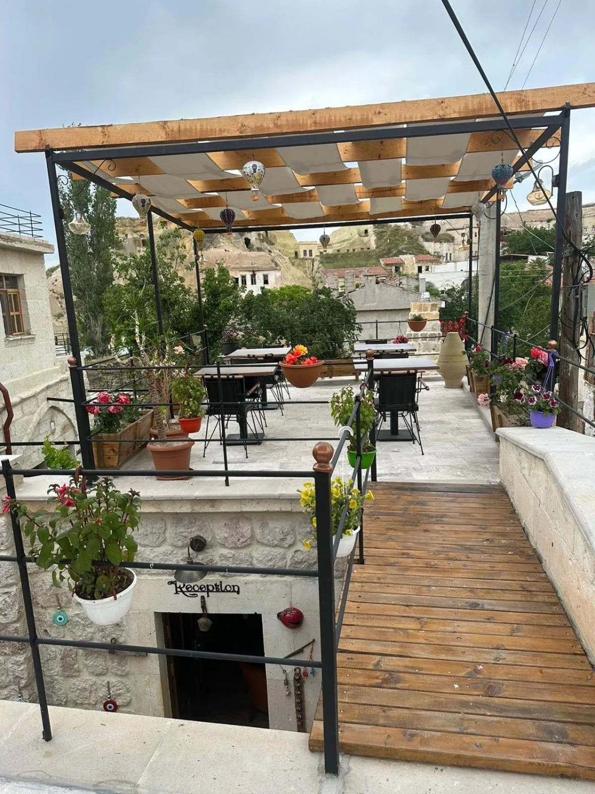 Property building in Bayar Cave Suites Special Class