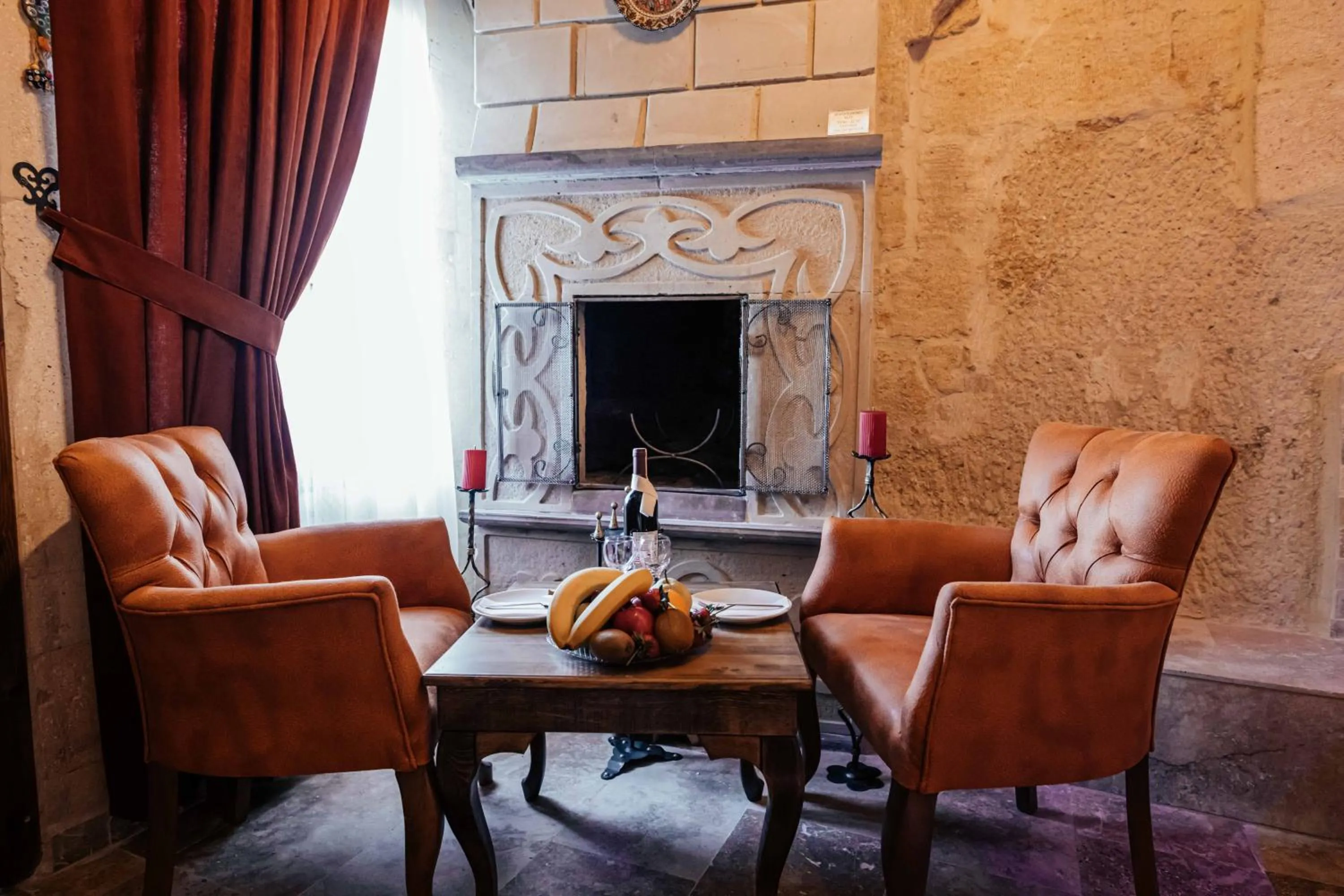 Food and drinks in Bayar Cave Suites Special Class