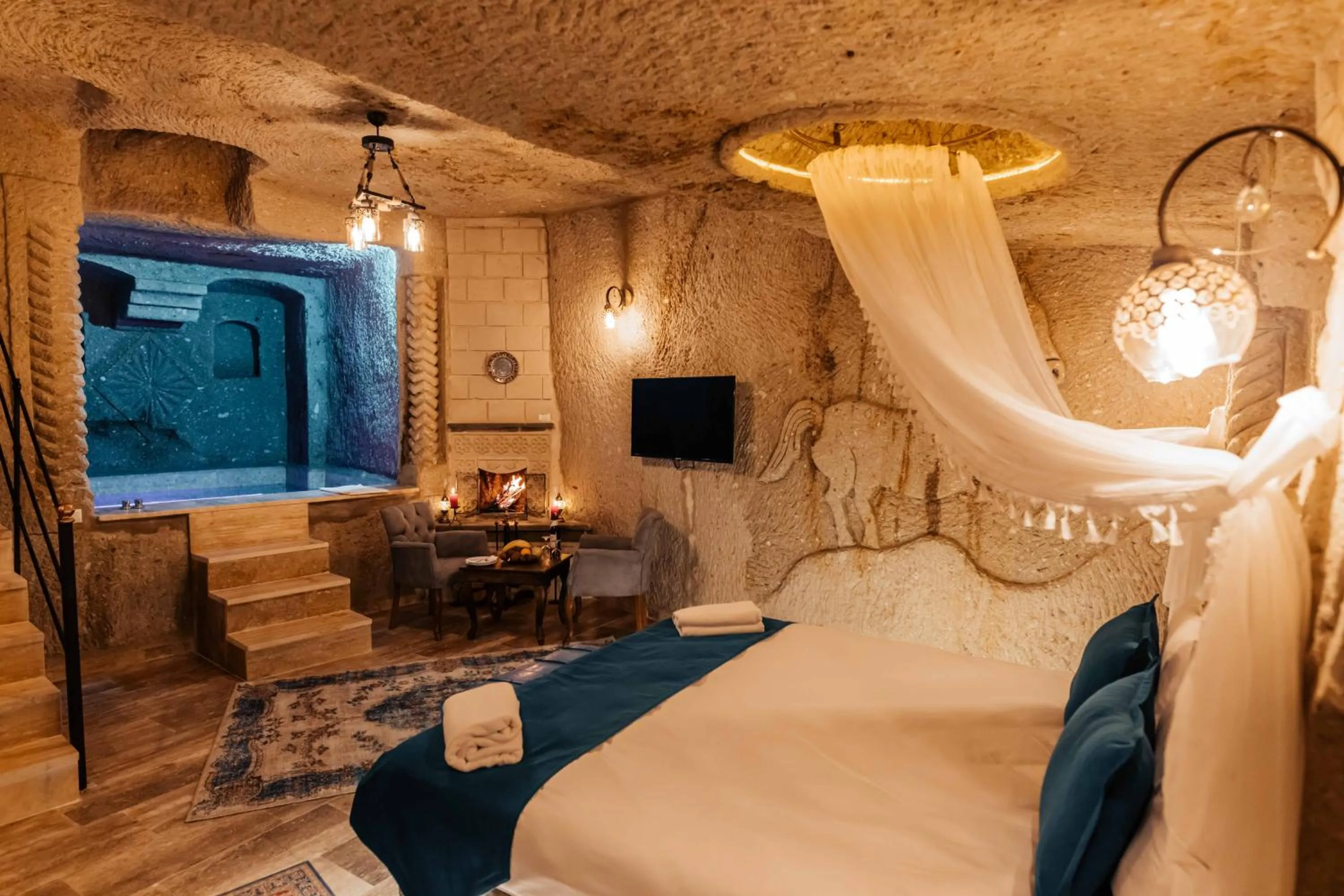 Bed in Bayar Cave Suites Special Class
