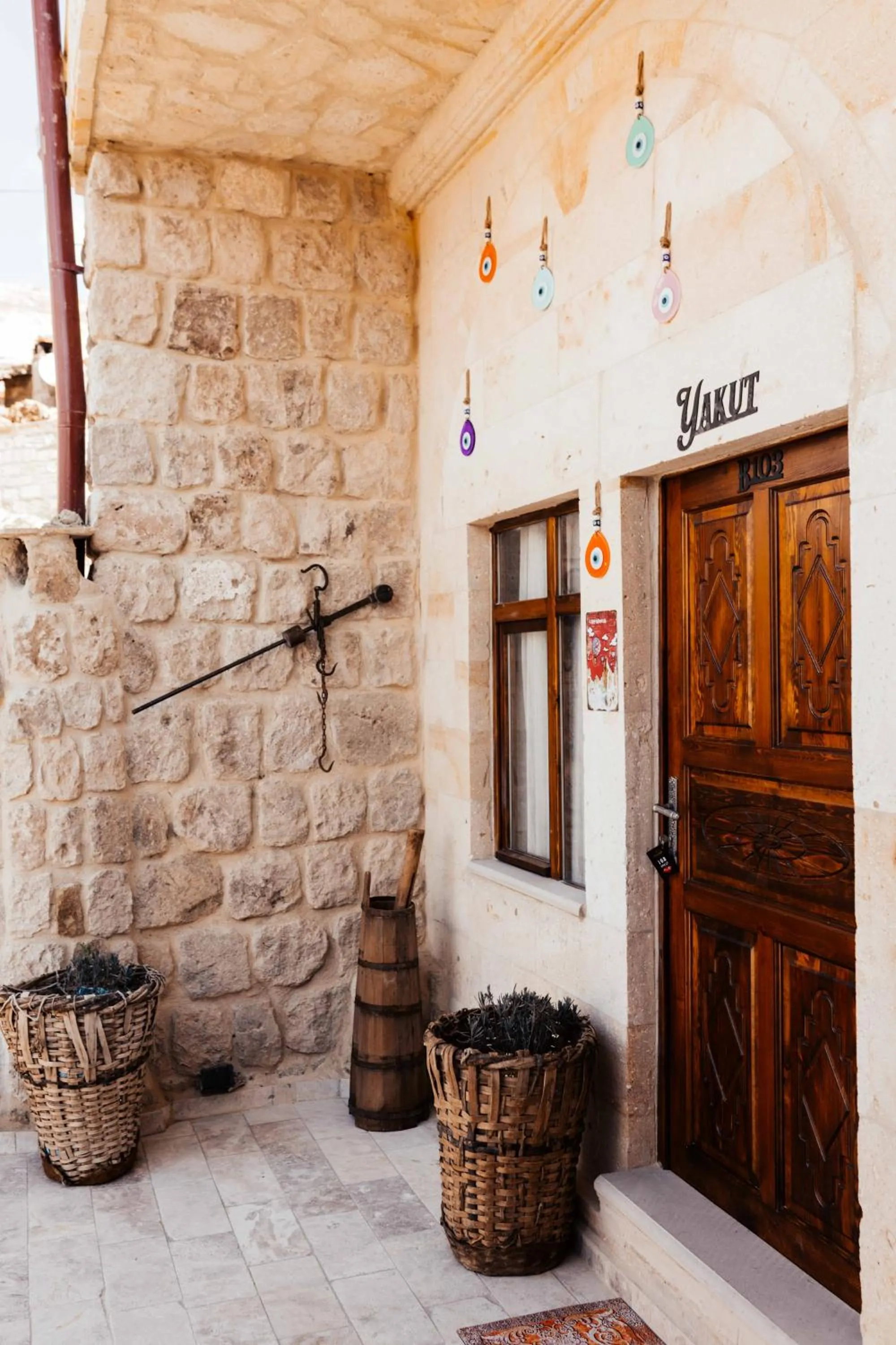 Decorative detail in Bayar Cave Suites Special Class