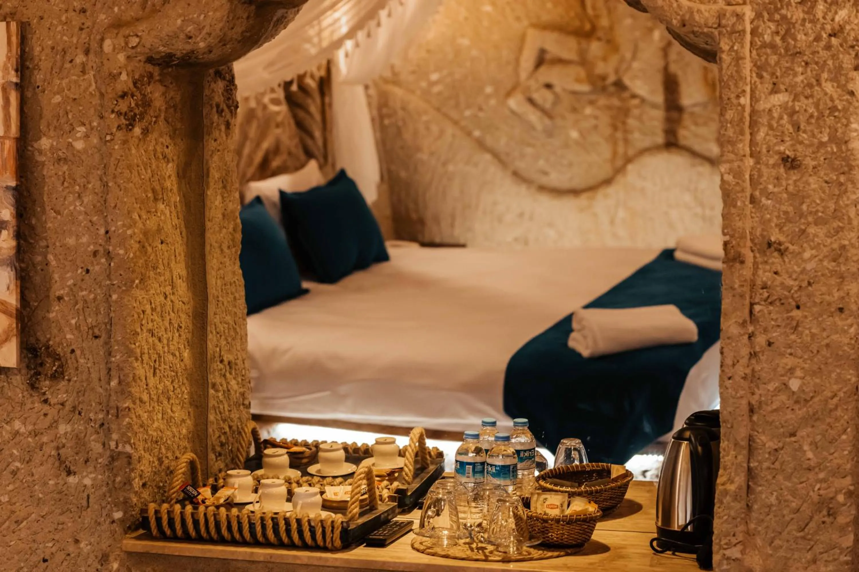 Massage in Bayar Cave Suites Special Class