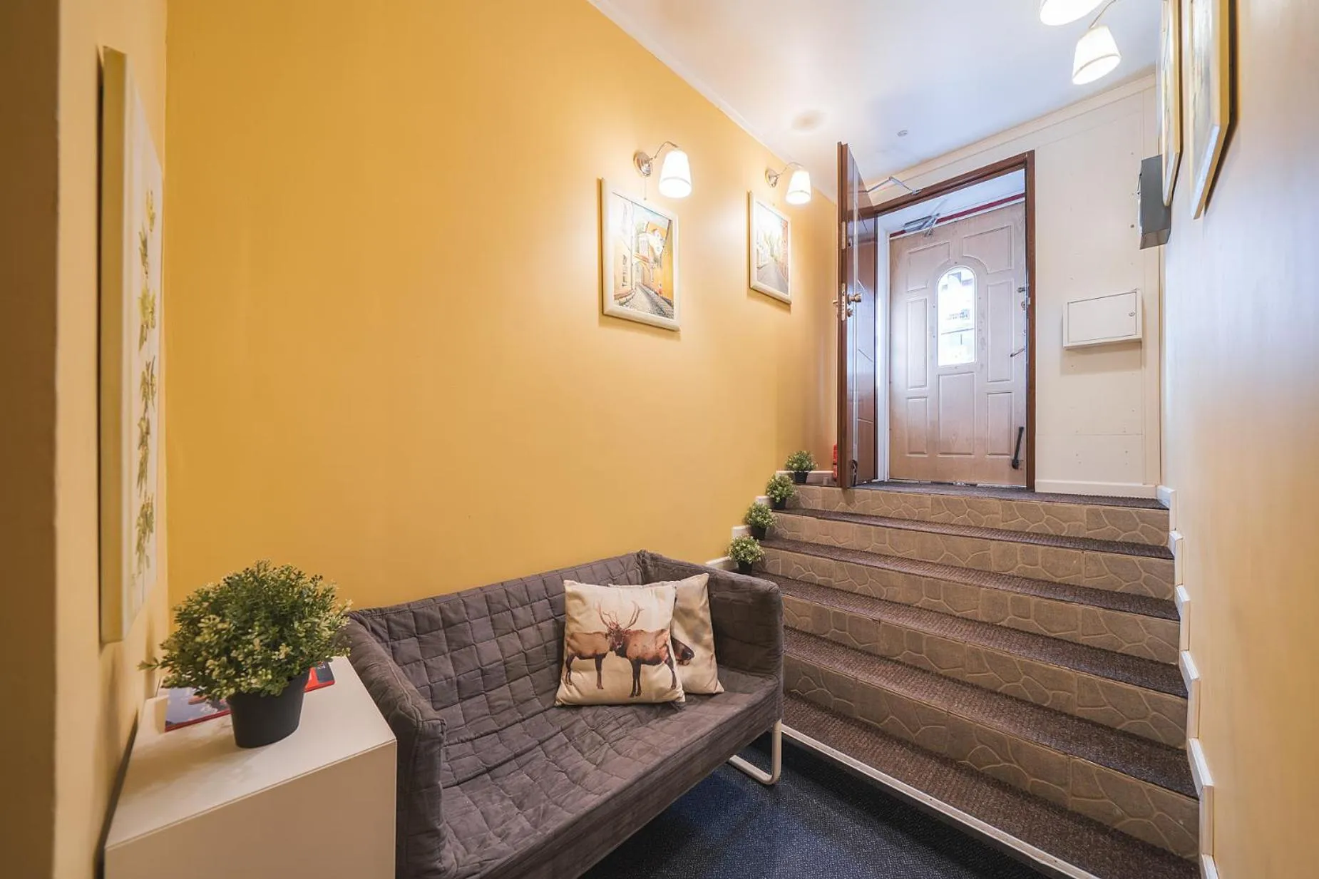 Facade/entrance in Station Self Check-in Apartments - Lollo Stay