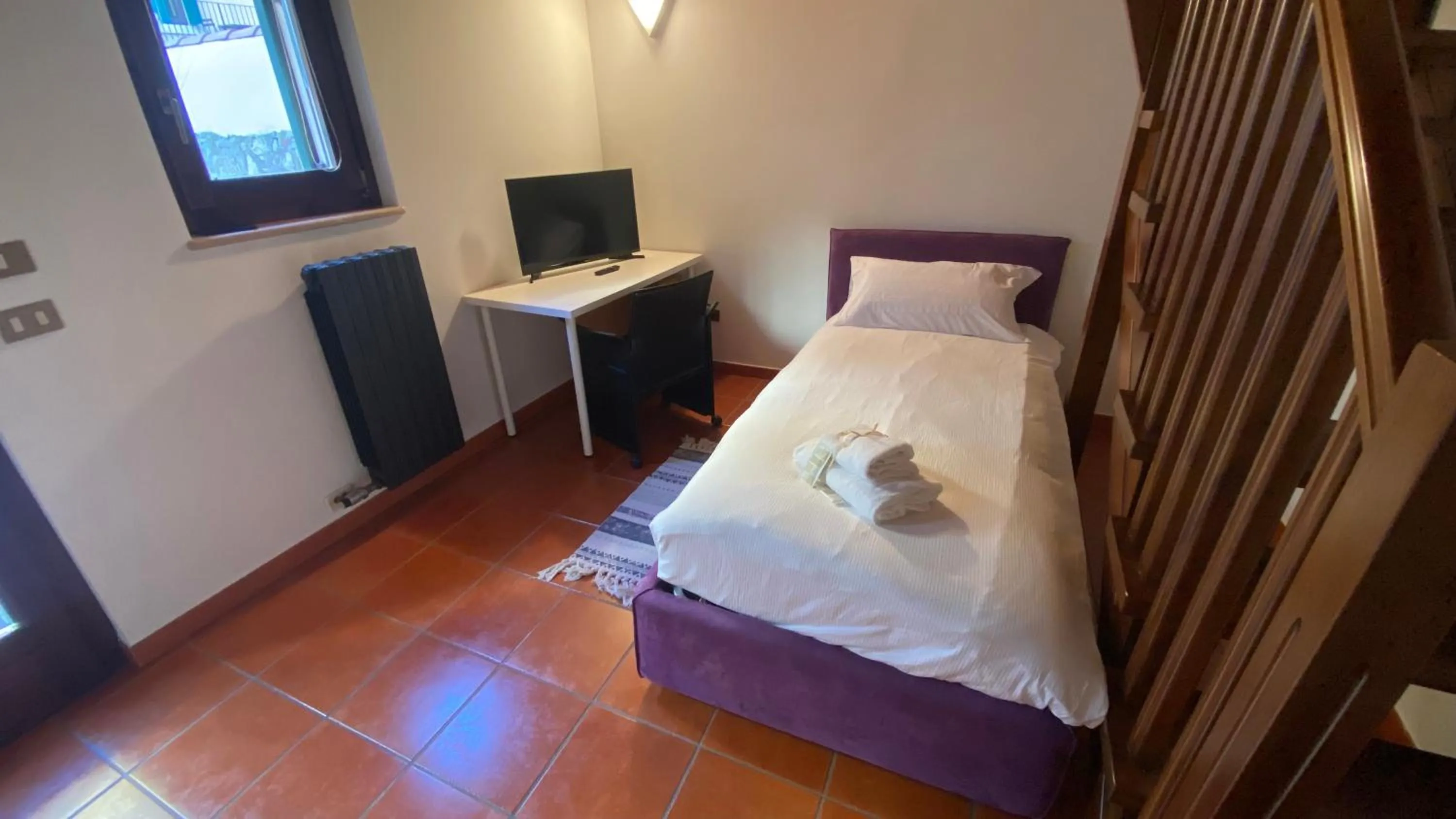 Bedroom, Bed in VERONETTA 52