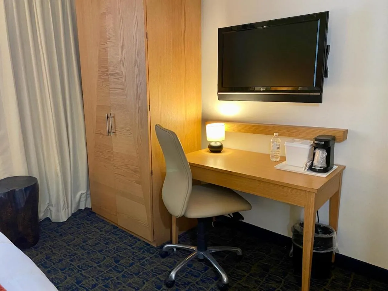 TV and multimedia in Ficus Hotel