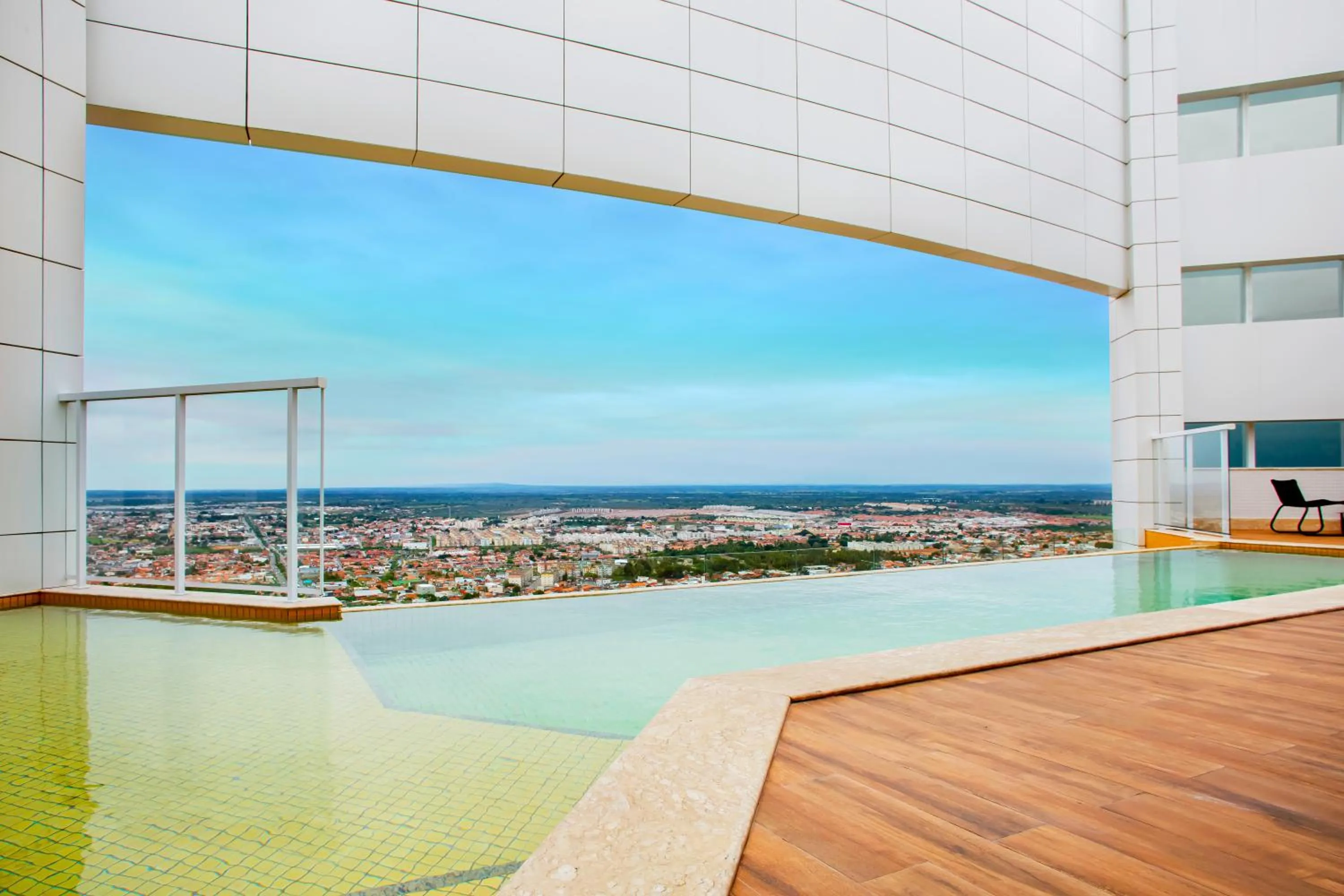 Pool view in NH HOTEL FEIRA DE SANTANA