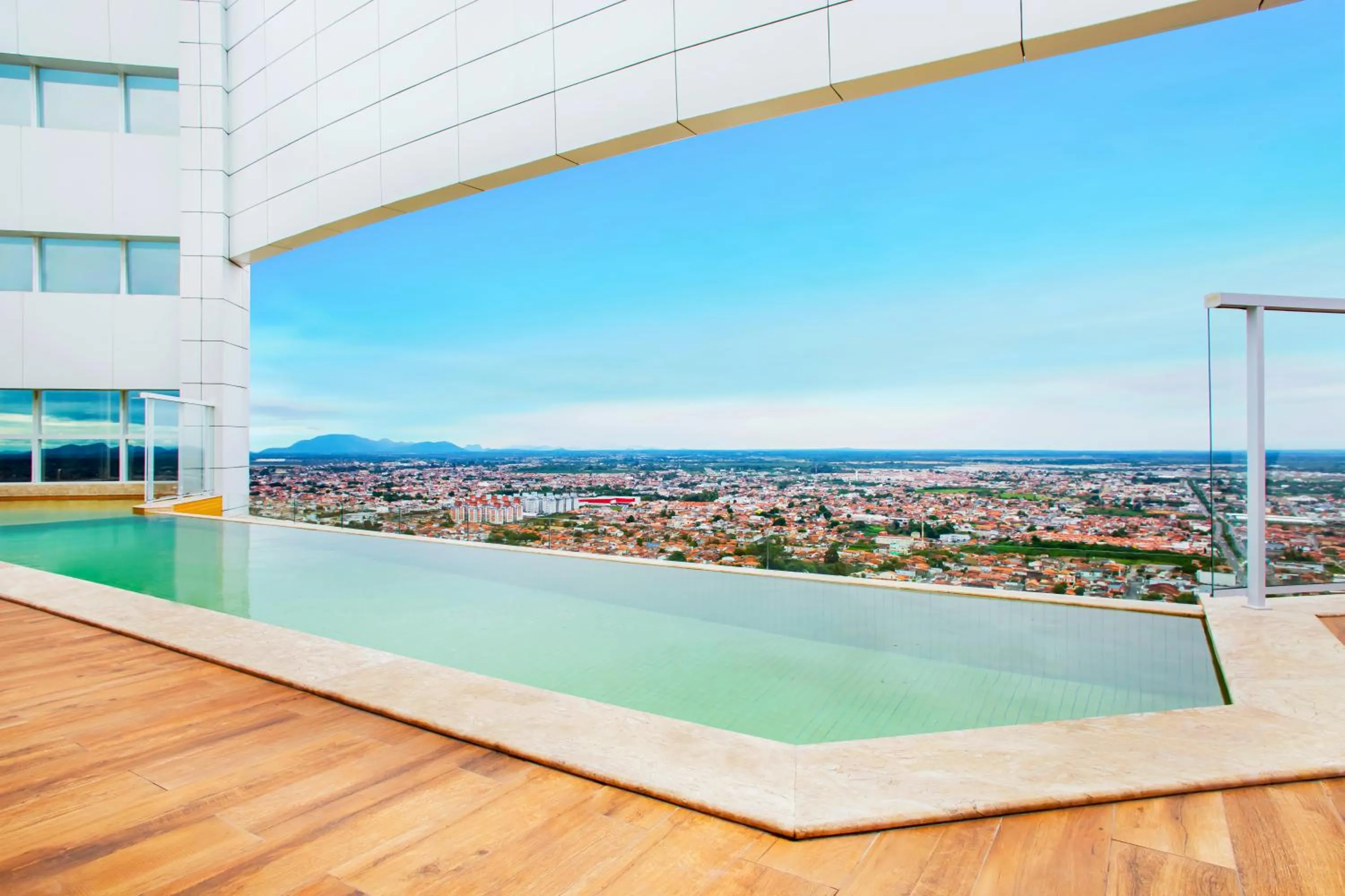 Pool view in NH HOTEL FEIRA DE SANTANA