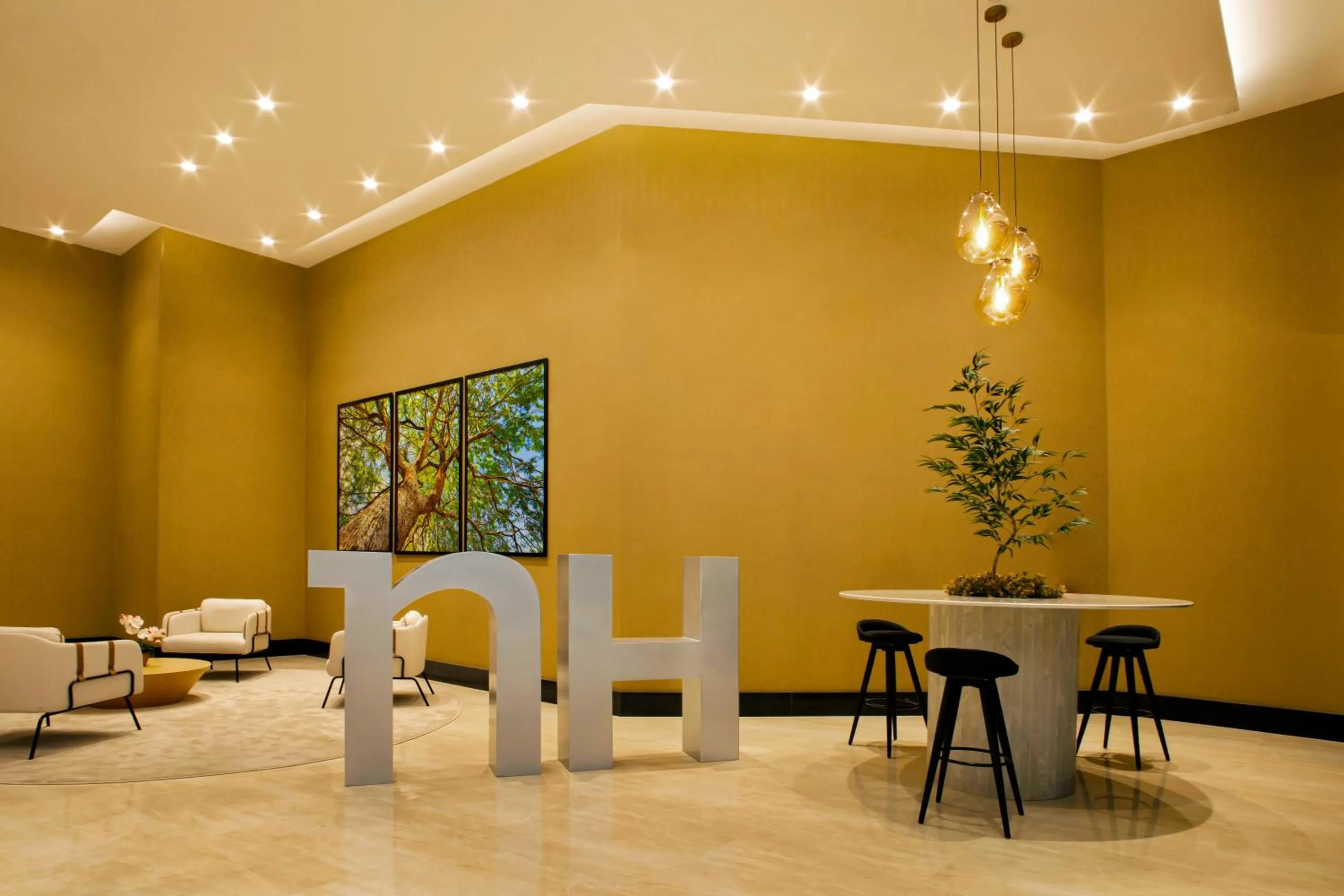 Lobby or reception in NH HOTEL FEIRA DE SANTANA