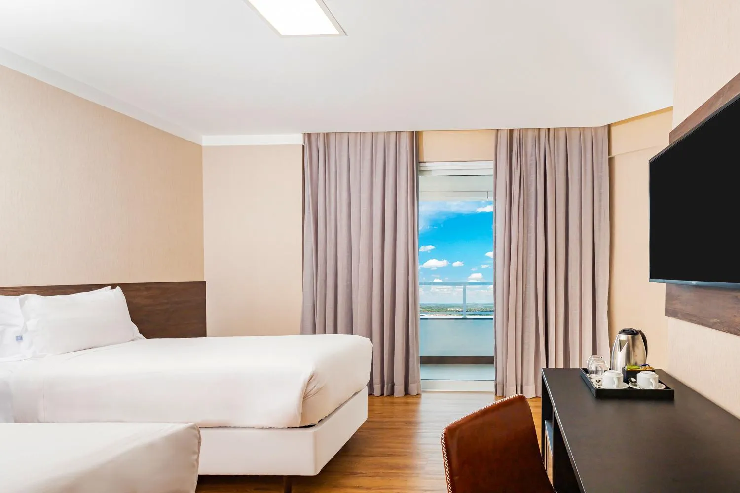 Bedroom, Bed in NH HOTEL FEIRA DE SANTANA