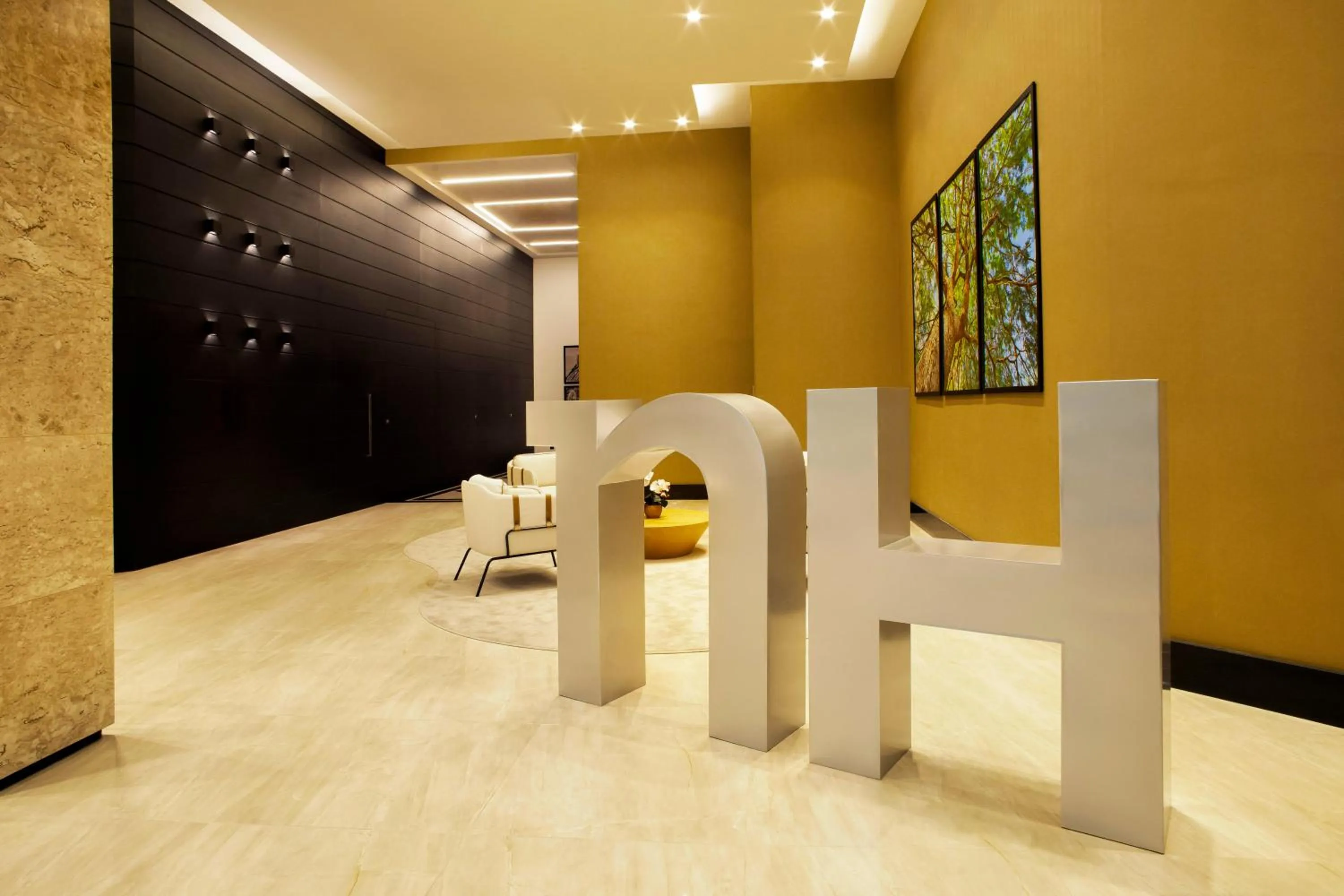 Lobby or reception in NH HOTEL FEIRA DE SANTANA