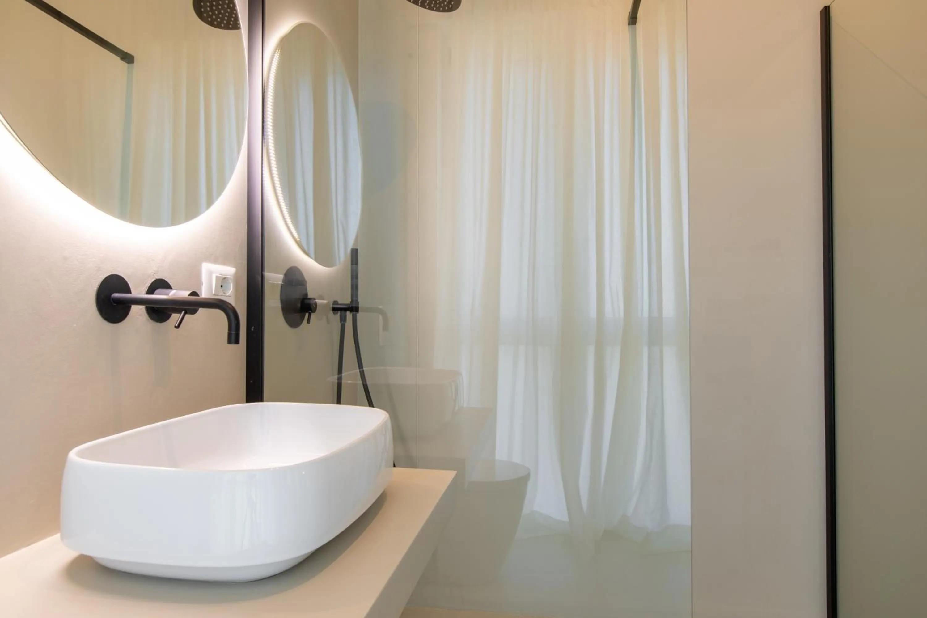 Bathroom in Daplace - Corso Sempione Suites