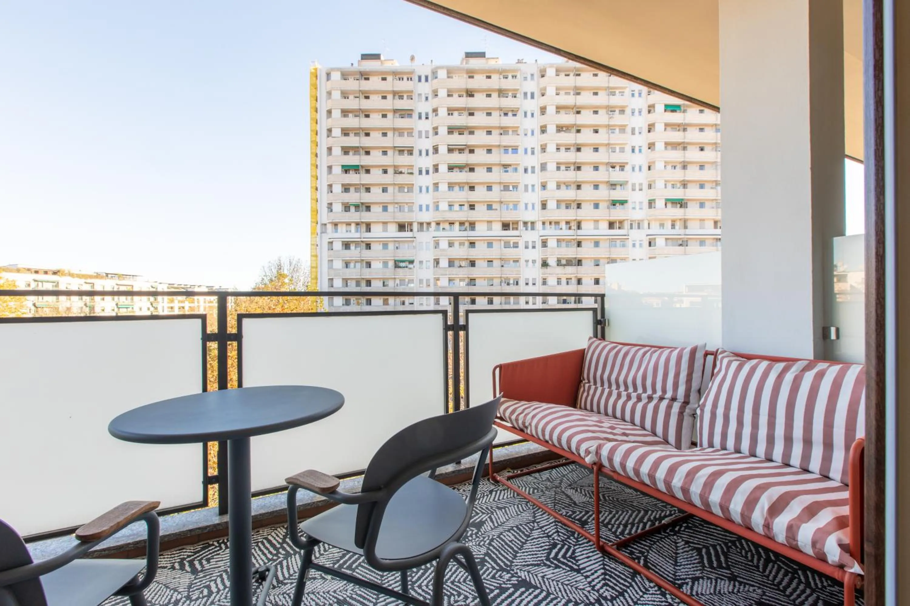 Balcony/Terrace in Daplace - Corso Sempione Suites