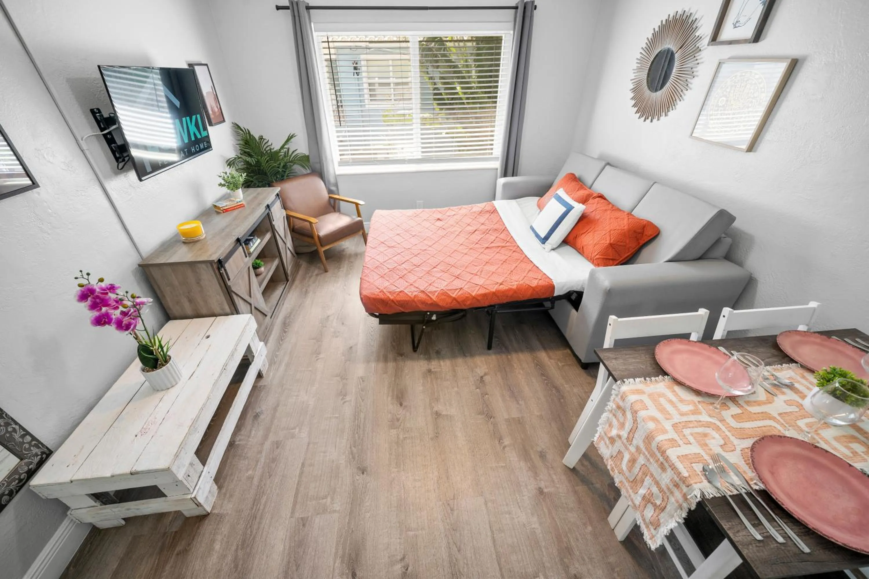 Bed in The Leeward Apartments By Lowkl