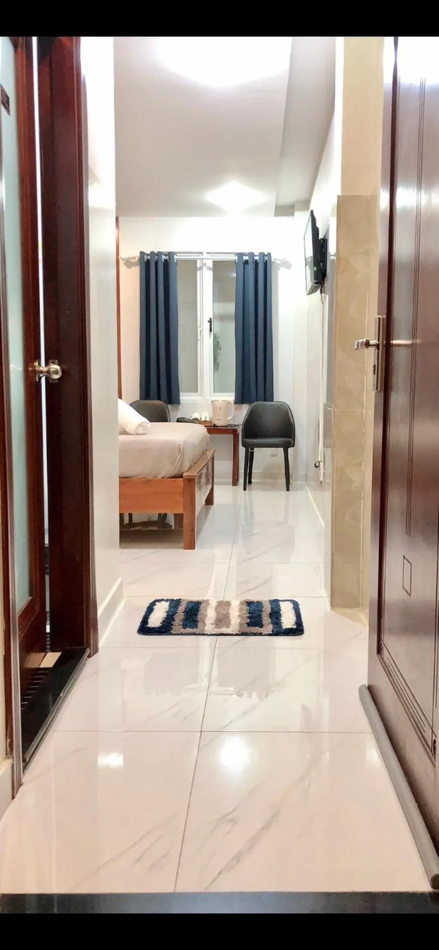 Bed in Saigon Cozy Hotel