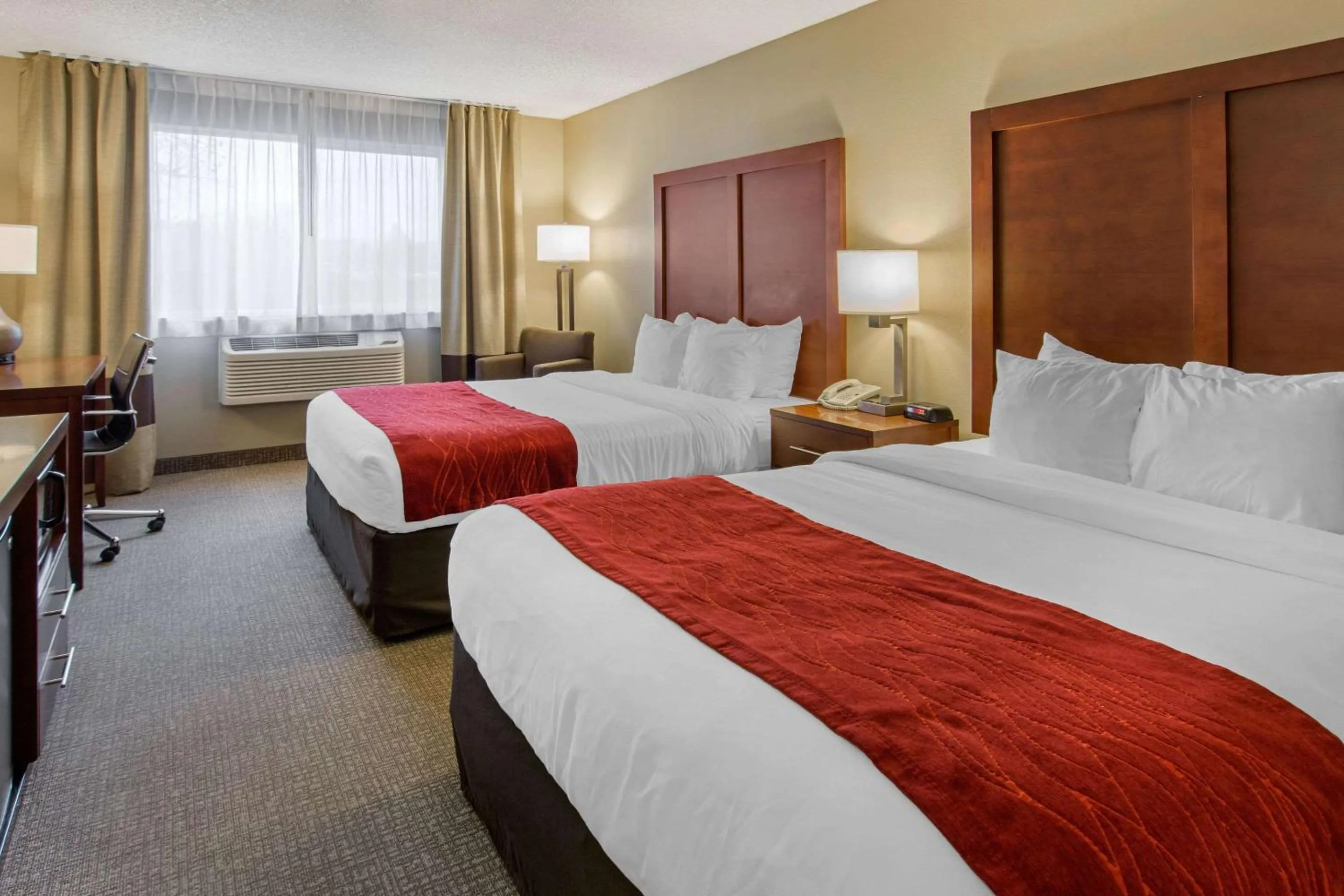 Bedroom, Bed in Comfort Inn Colville