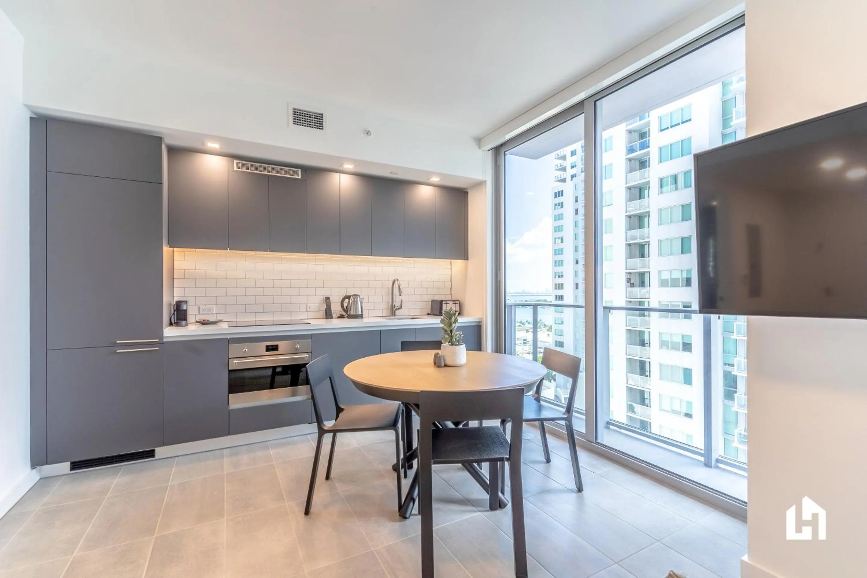 Kitchen or kitchenette in Downtown Miami Condos by Lua Host