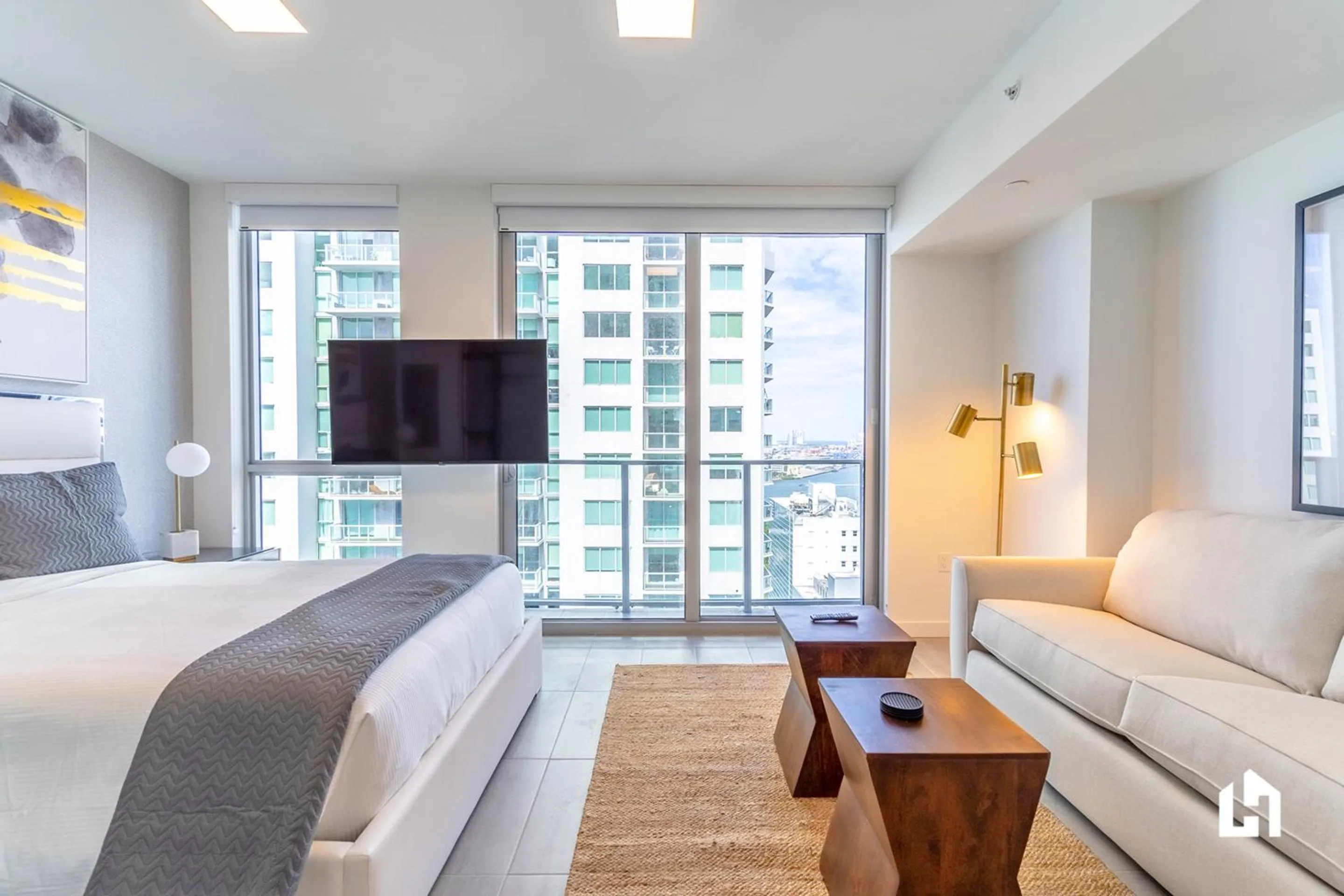 Bedroom, Bed in Downtown Miami Condos by Lua Host