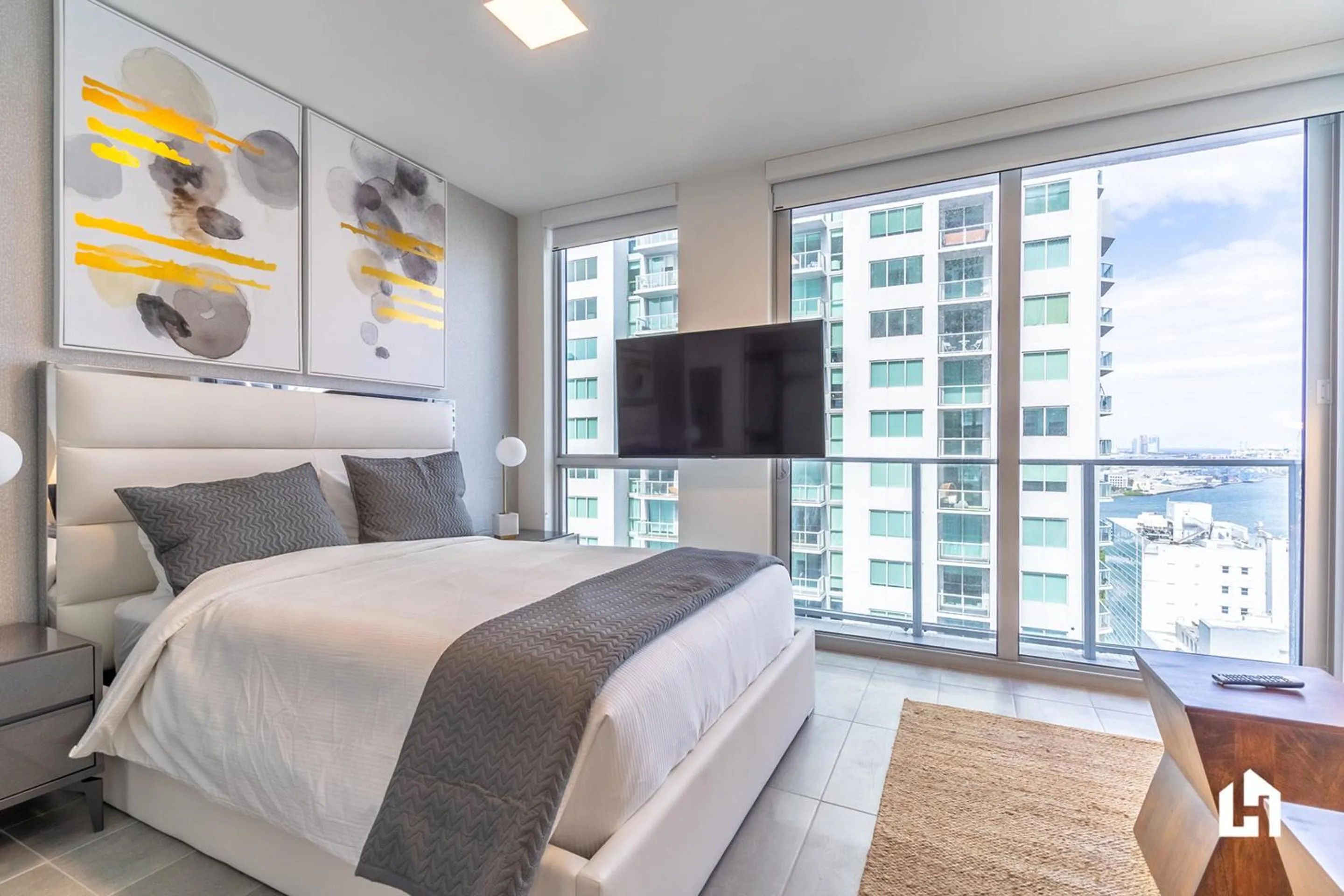 Bedroom, Bed in Downtown Miami Condos by Lua Host