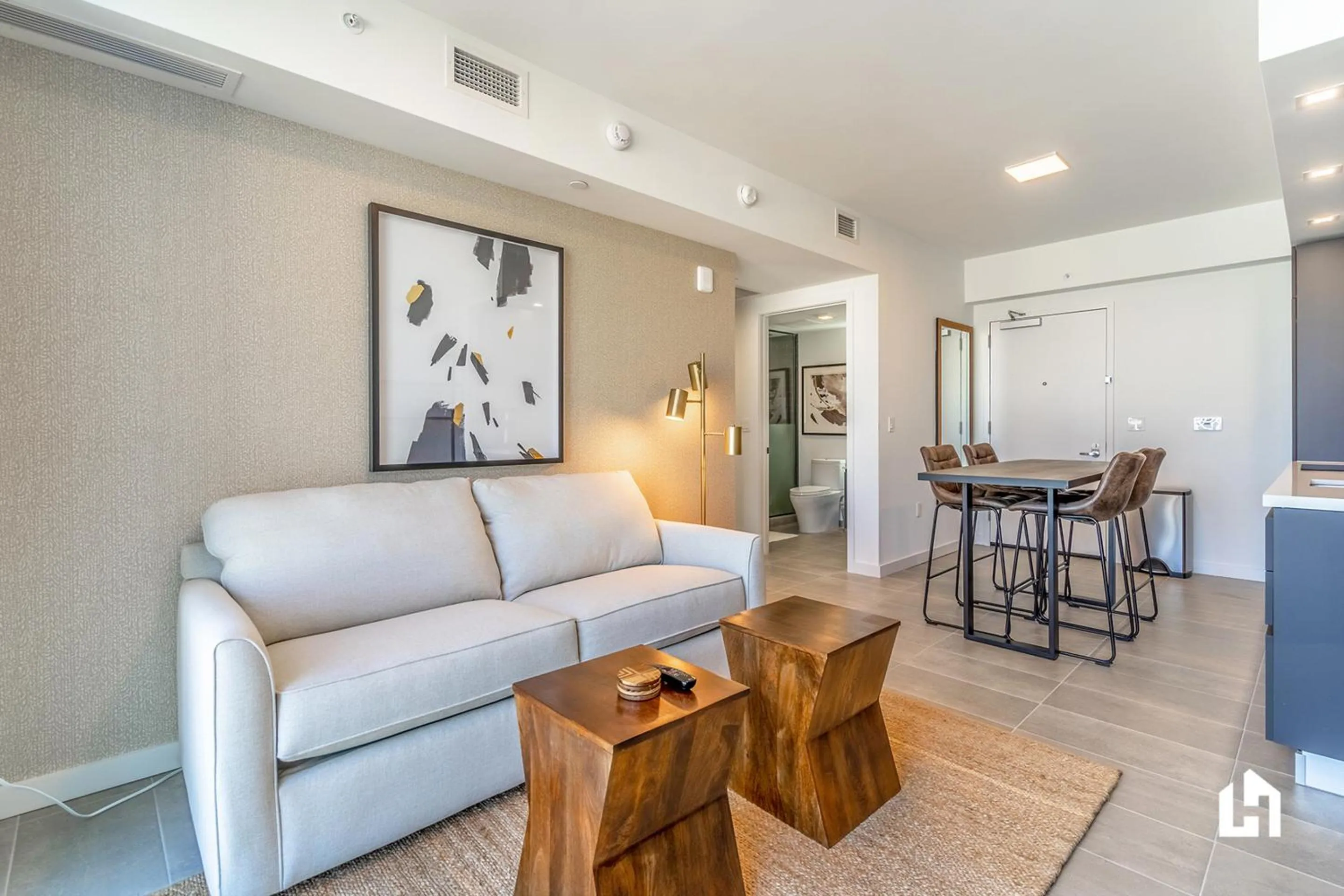 Living room in Downtown Miami Condos by Lua Host