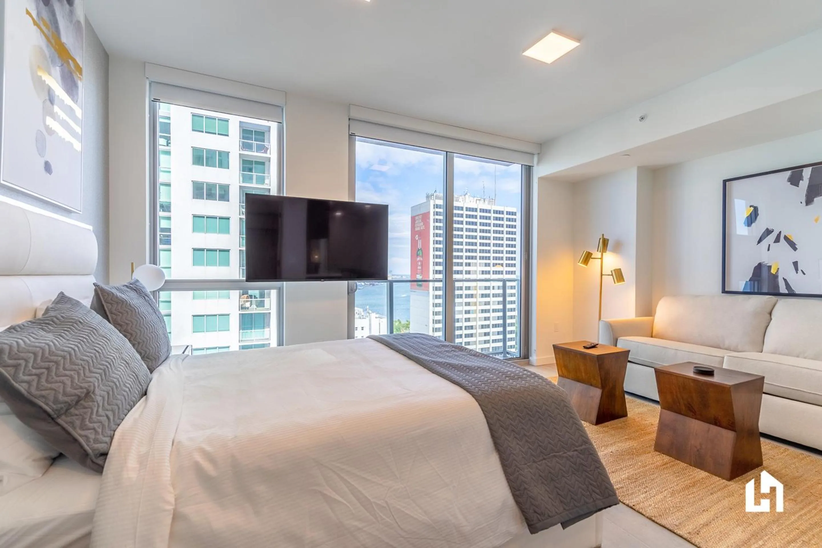 Bedroom, Bed in Downtown Miami Condos by Lua Host
