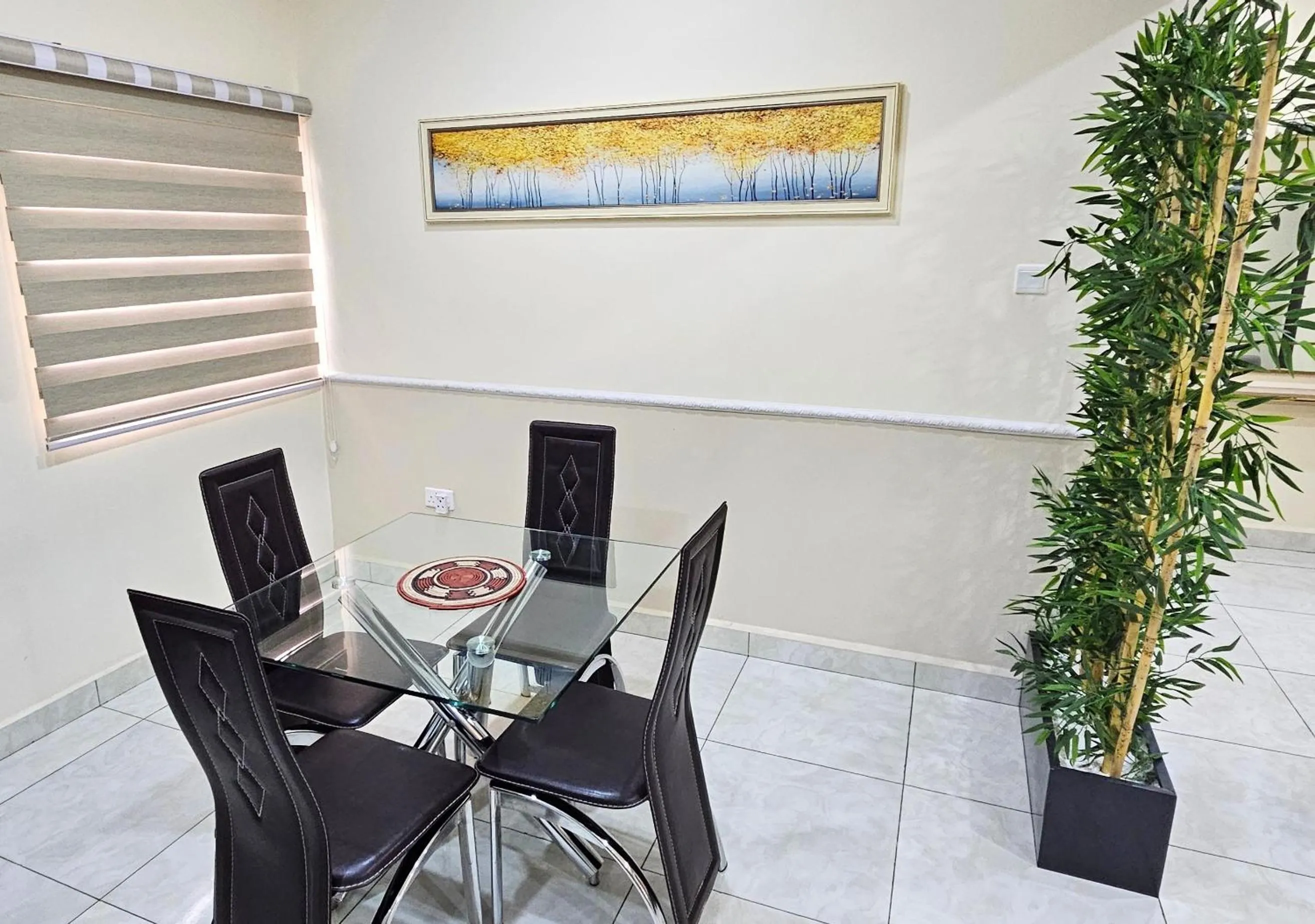 Dining area in The Leneade - City Centre at Wuse 2