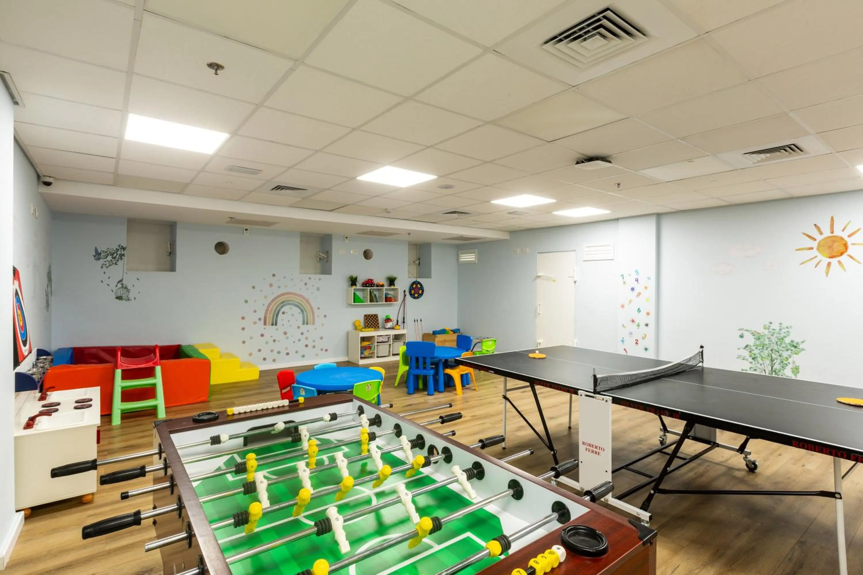 Kids's club in Roxon Desert Arad