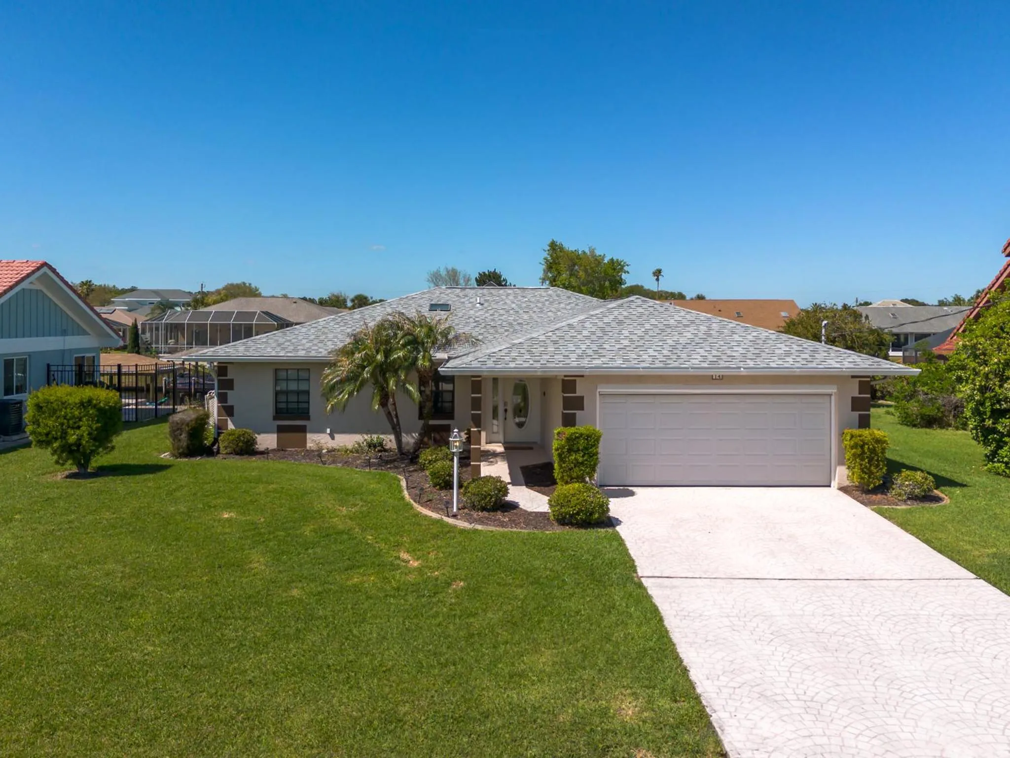 Property building in 9863SSLNGPCNH - Smooth Sailing