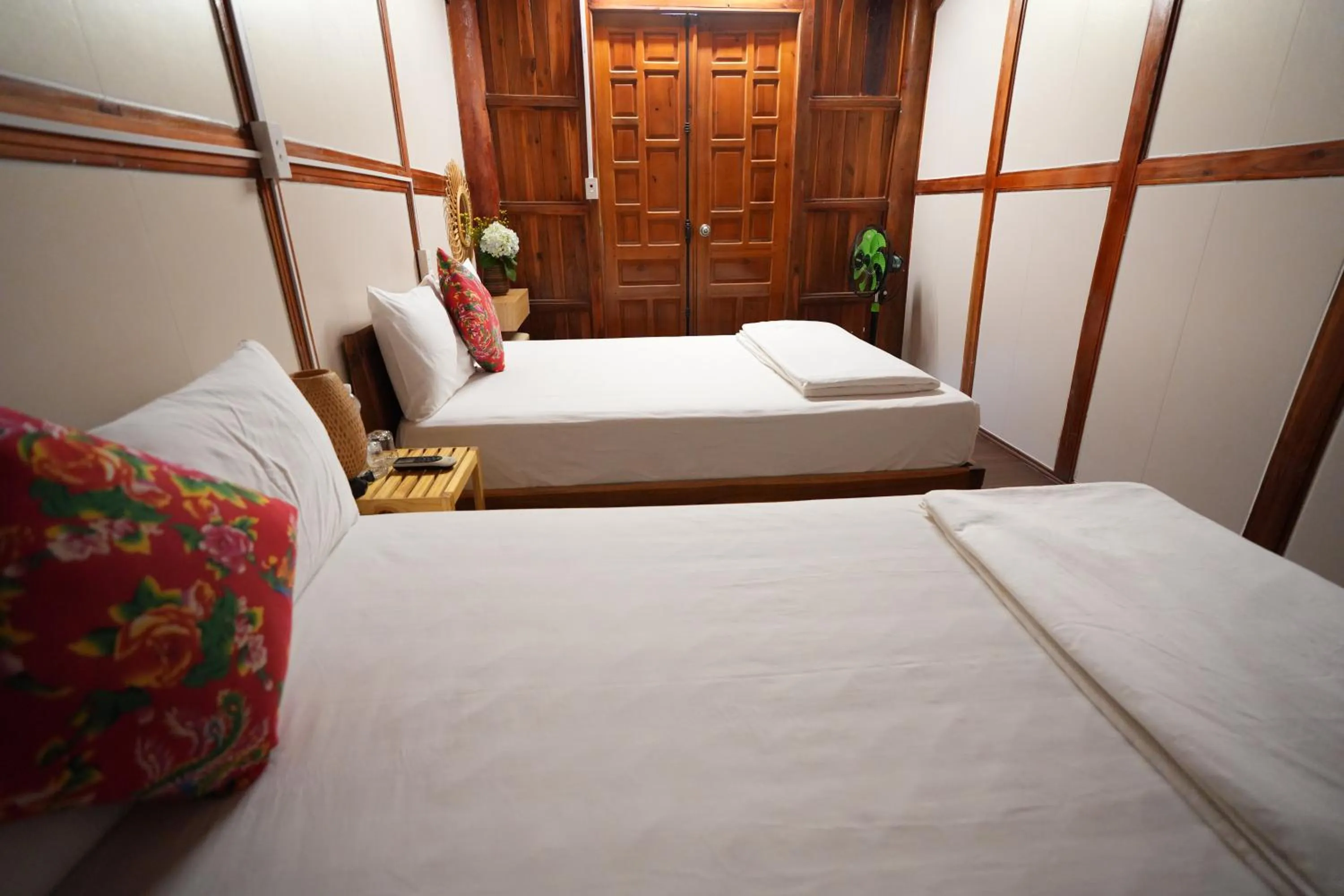 Bedroom, Bed in Cat Ba SOL Beach