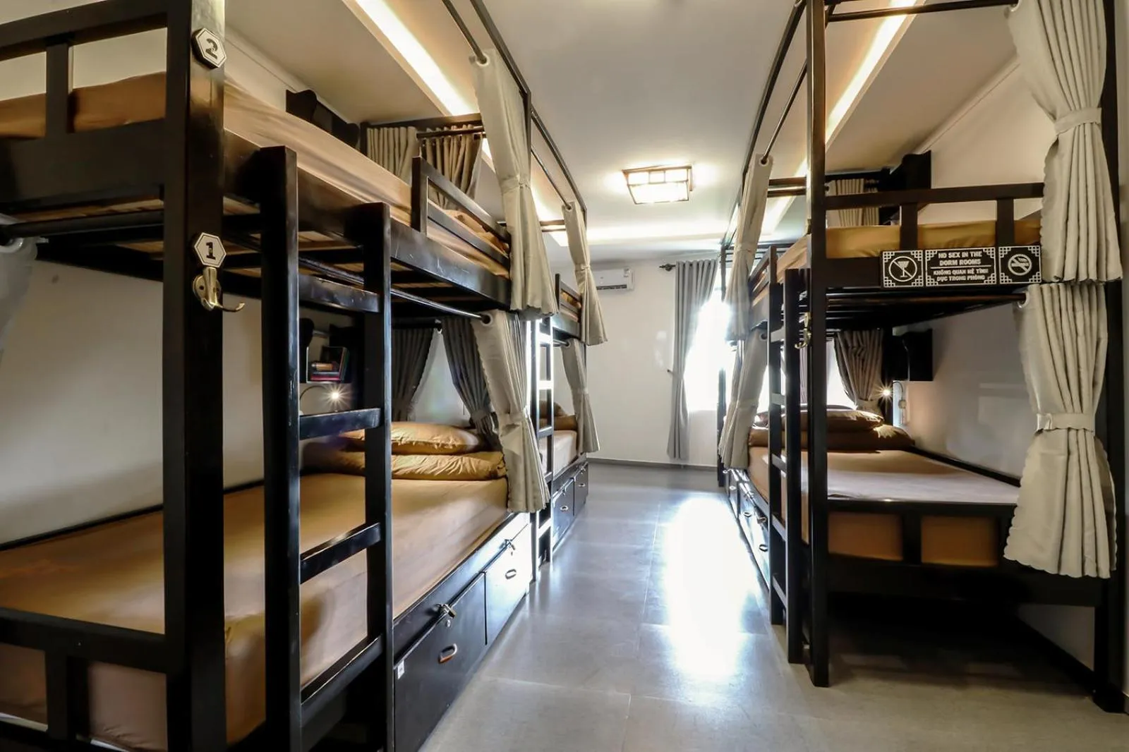 bunk bed, Bed in Cat Ba SOL Beach