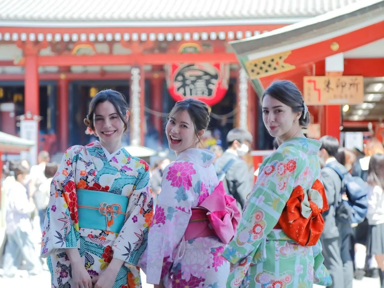 Nearby landmark in &Here TOKYO UENO