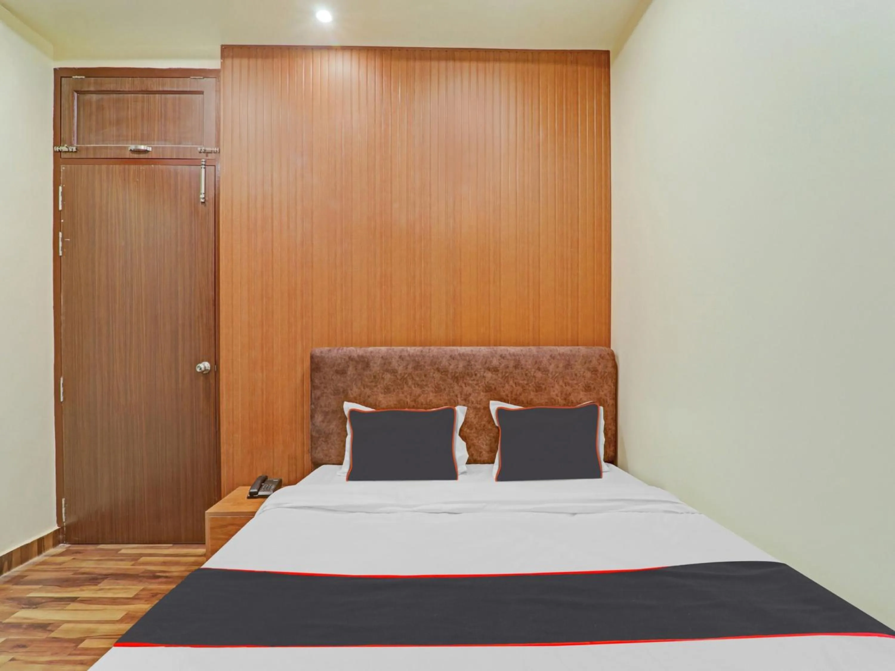 Bedroom, Bed in Hotel O The Ashiyana Inn