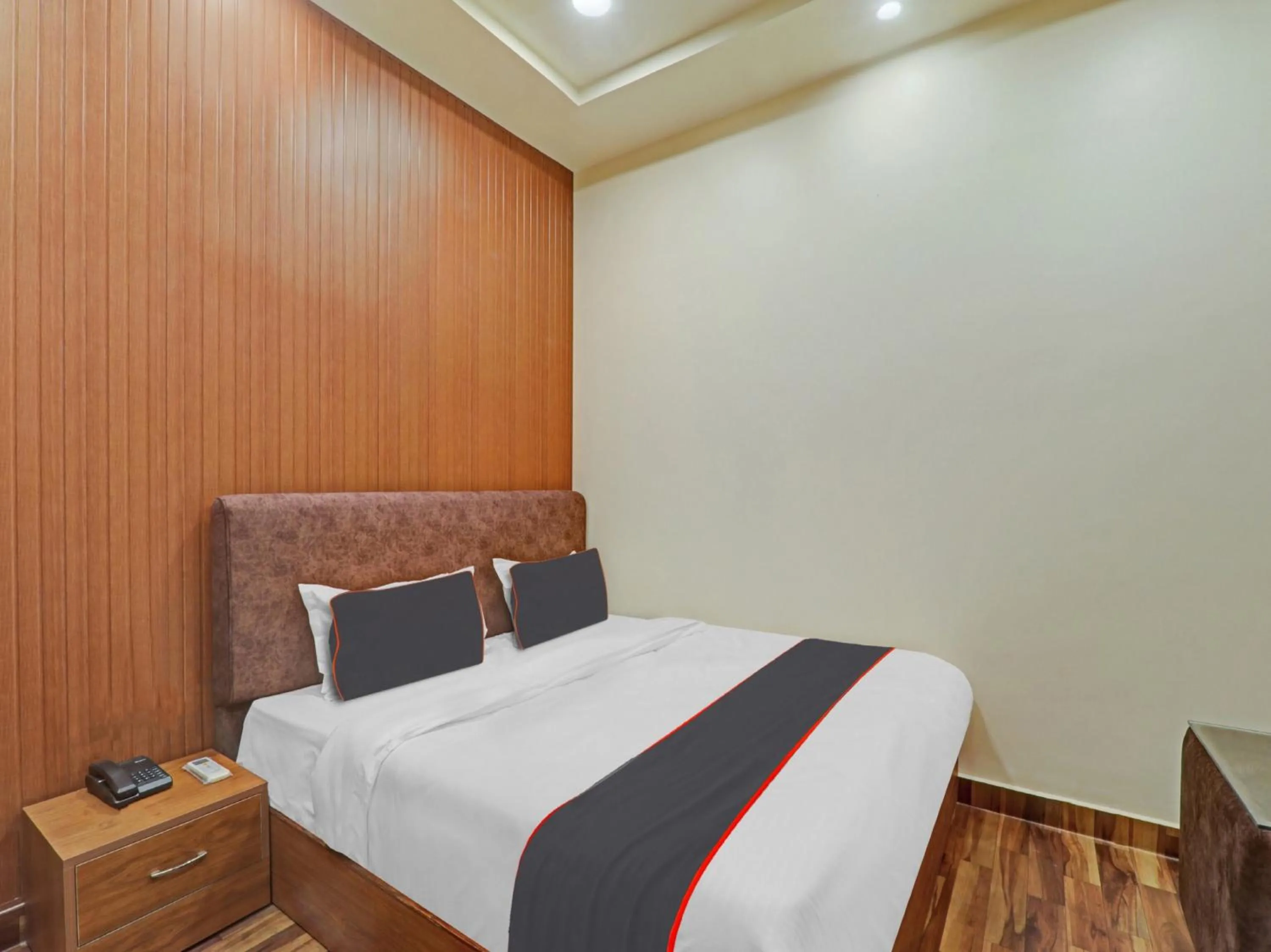 Bedroom, Bed in Hotel O The Ashiyana Inn