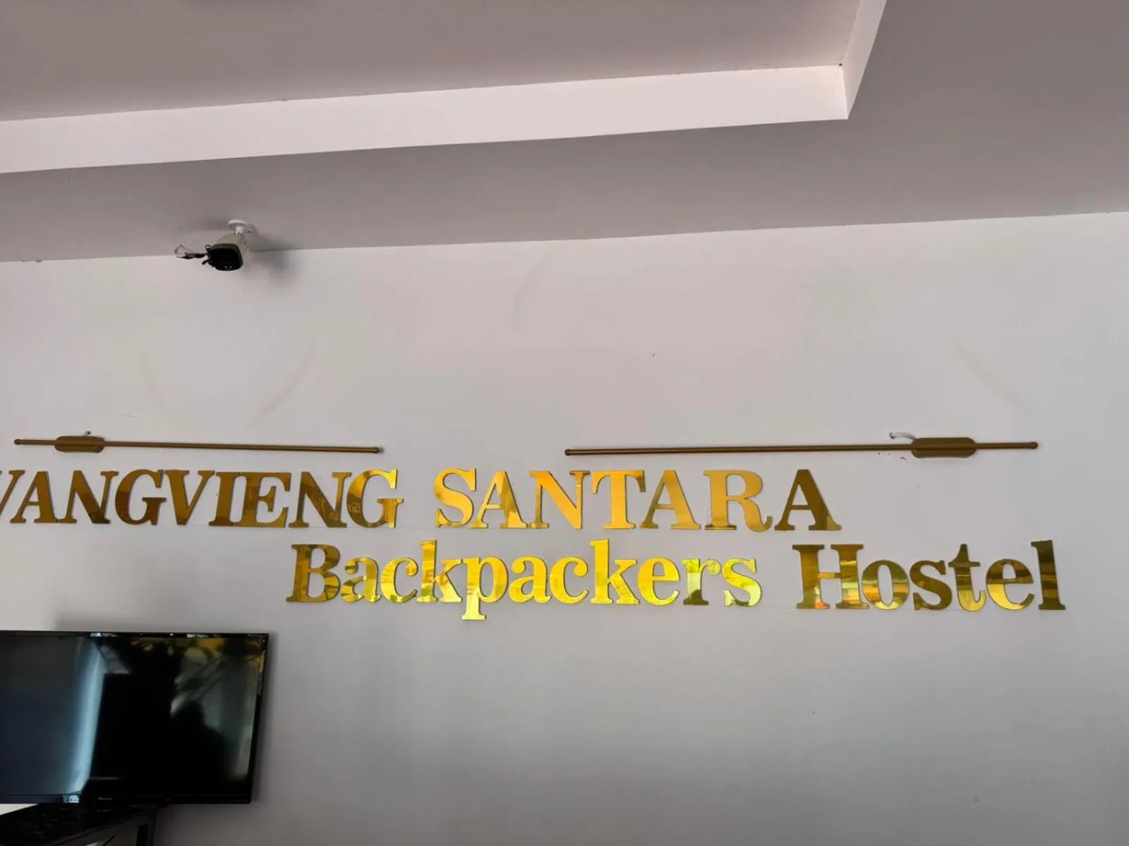 Text overlay in Santi Villa