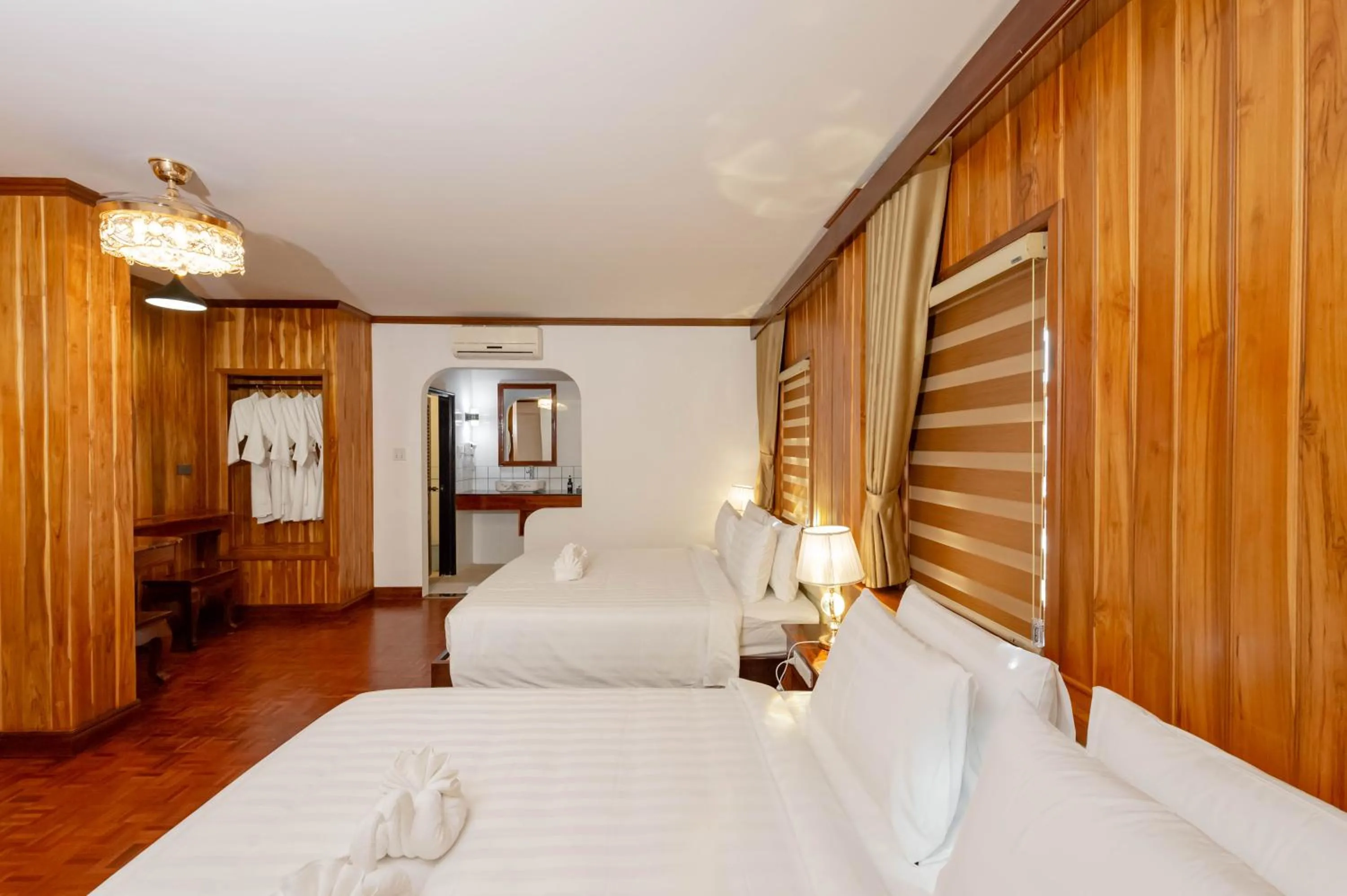 Bed in LuangPrabang Center Hotel