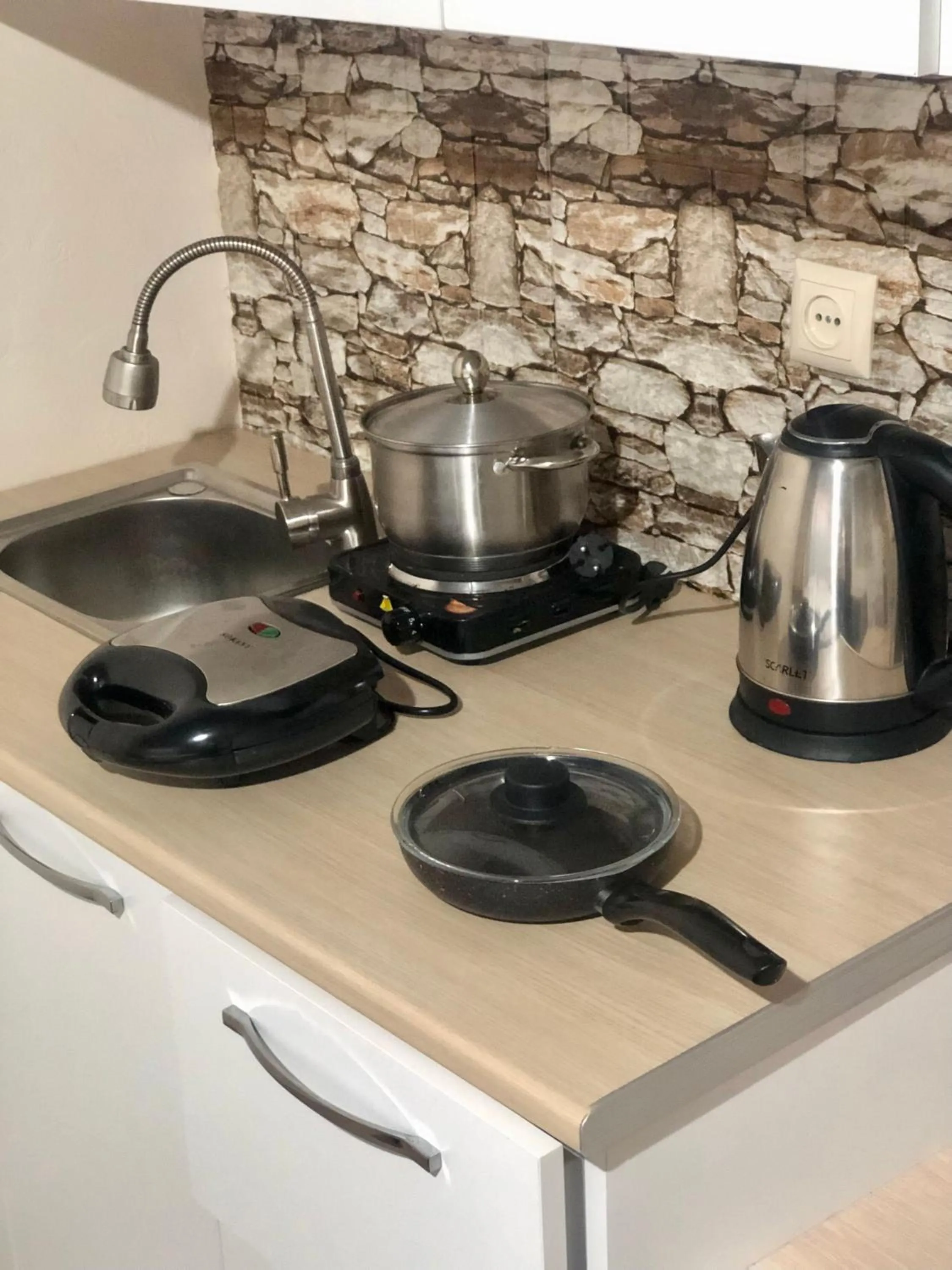 Kitchen or kitchenette in Hotel My Rose