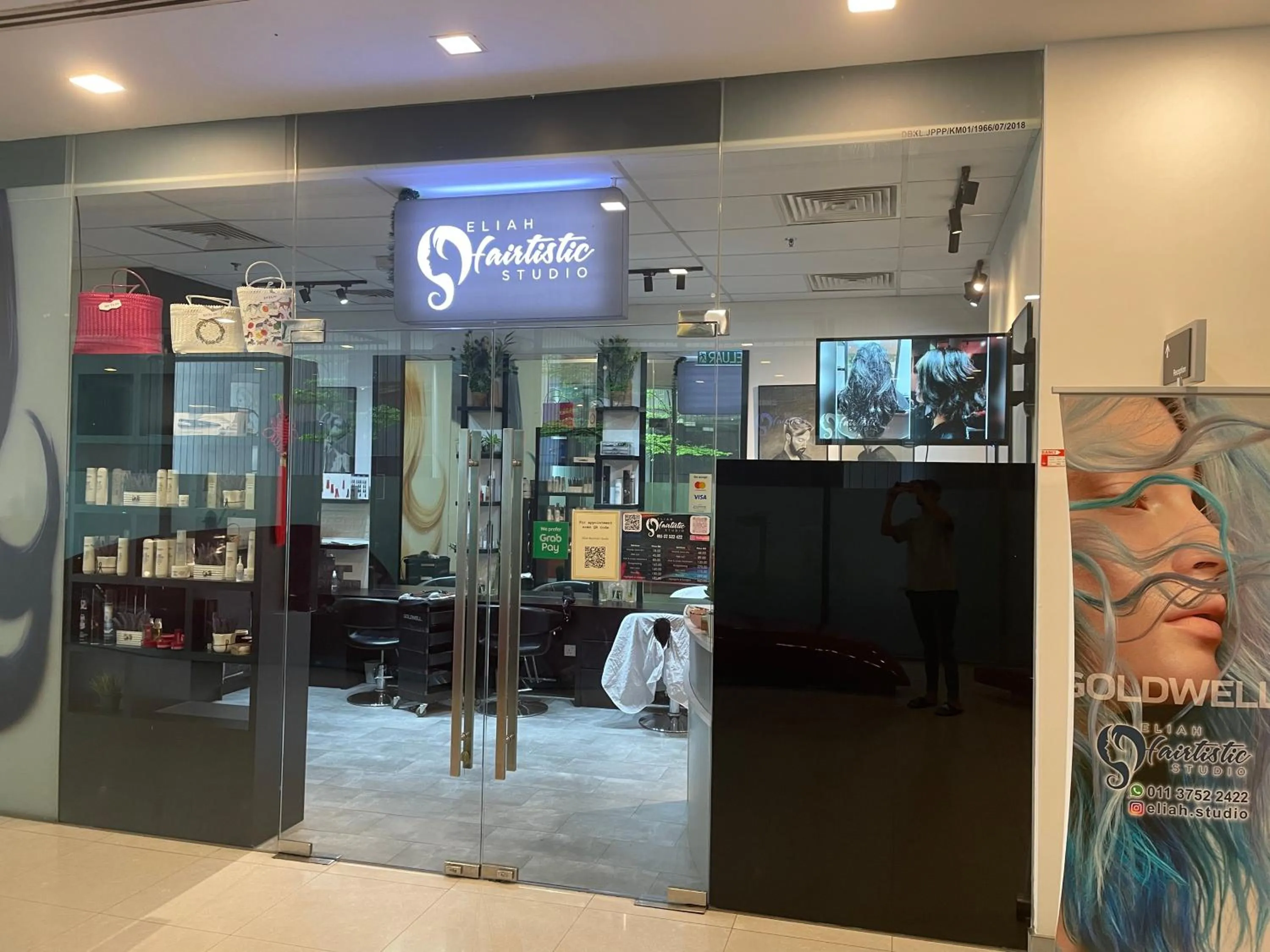 Property logo or sign in Mercu Summer Suite KLCC by Kuminshu