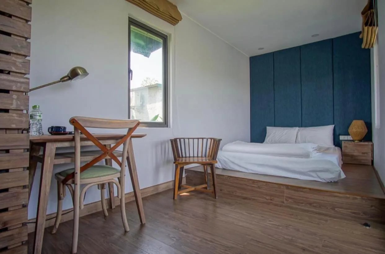 Bed in The Factory Ba Vì