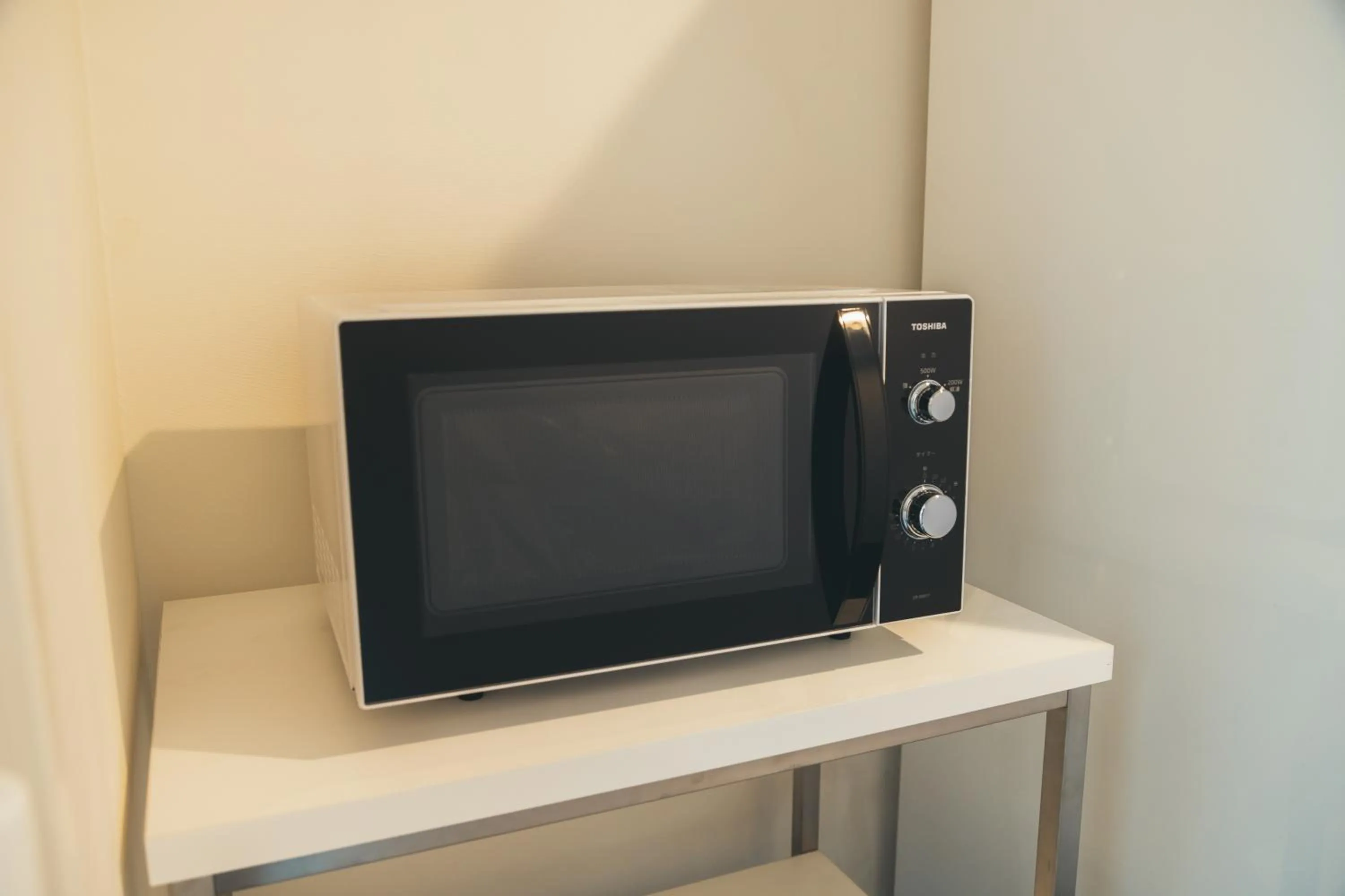 minibar in Quintessa Hotel Kokura Comic & Books