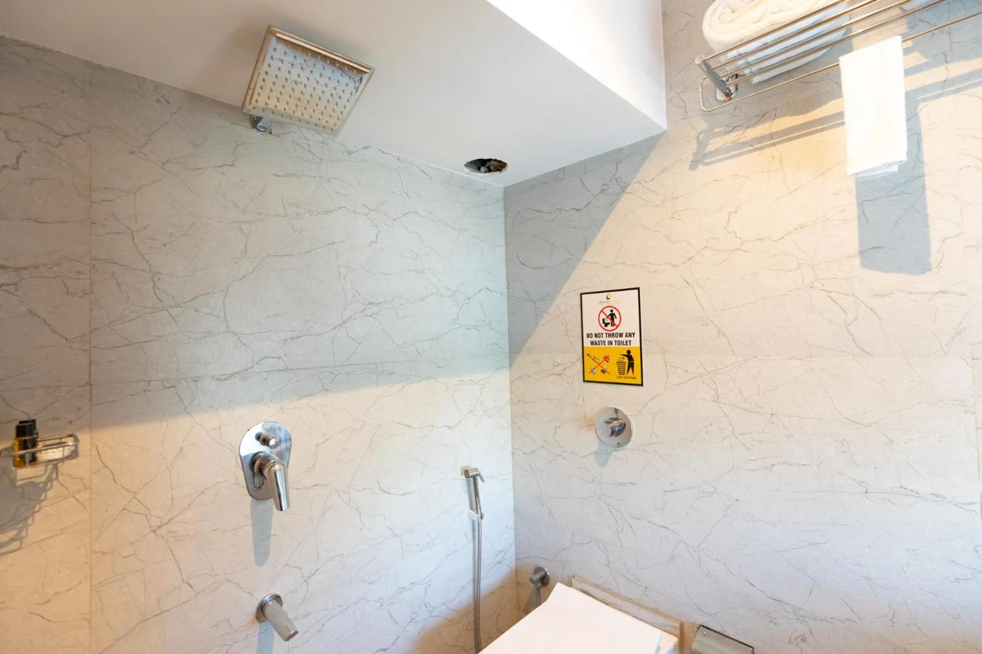 Bedroom in Hotel Larmont Luxury