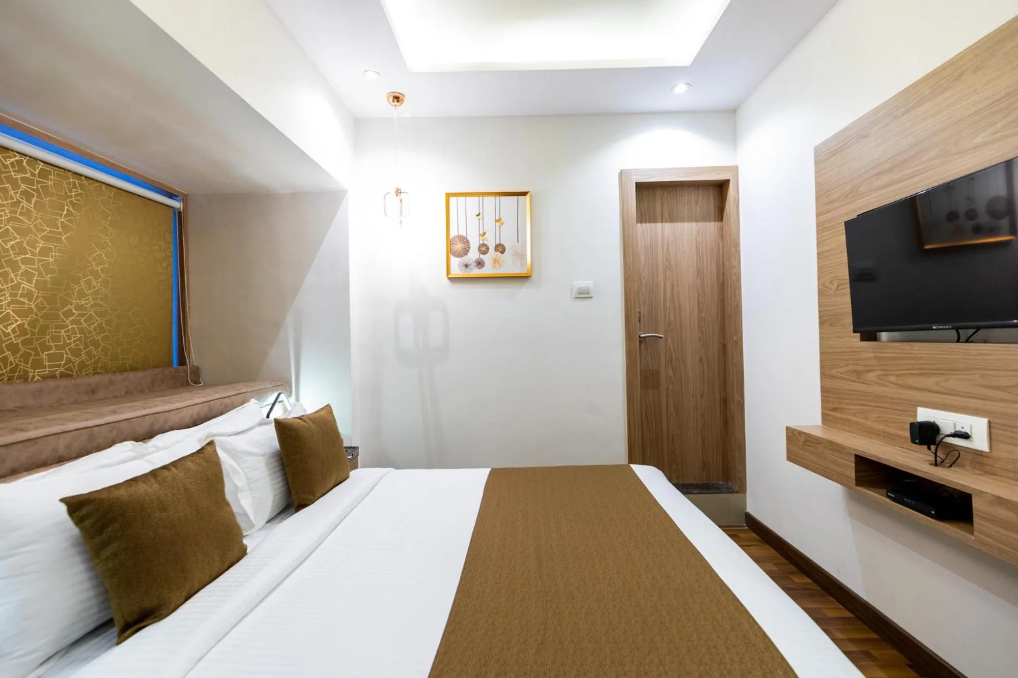 Bedroom, Bed in Hotel Larmont Luxury