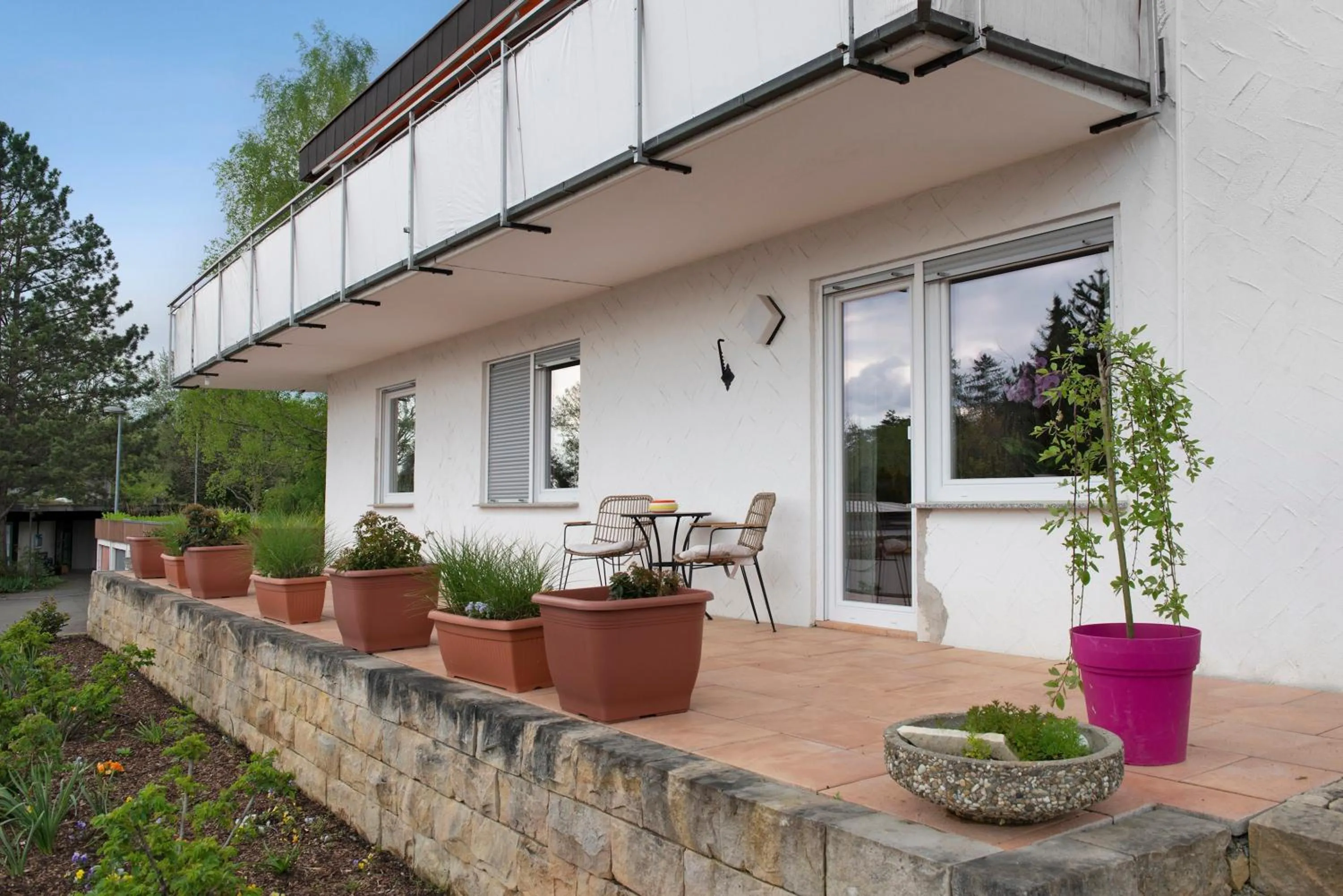 Property building in Aida