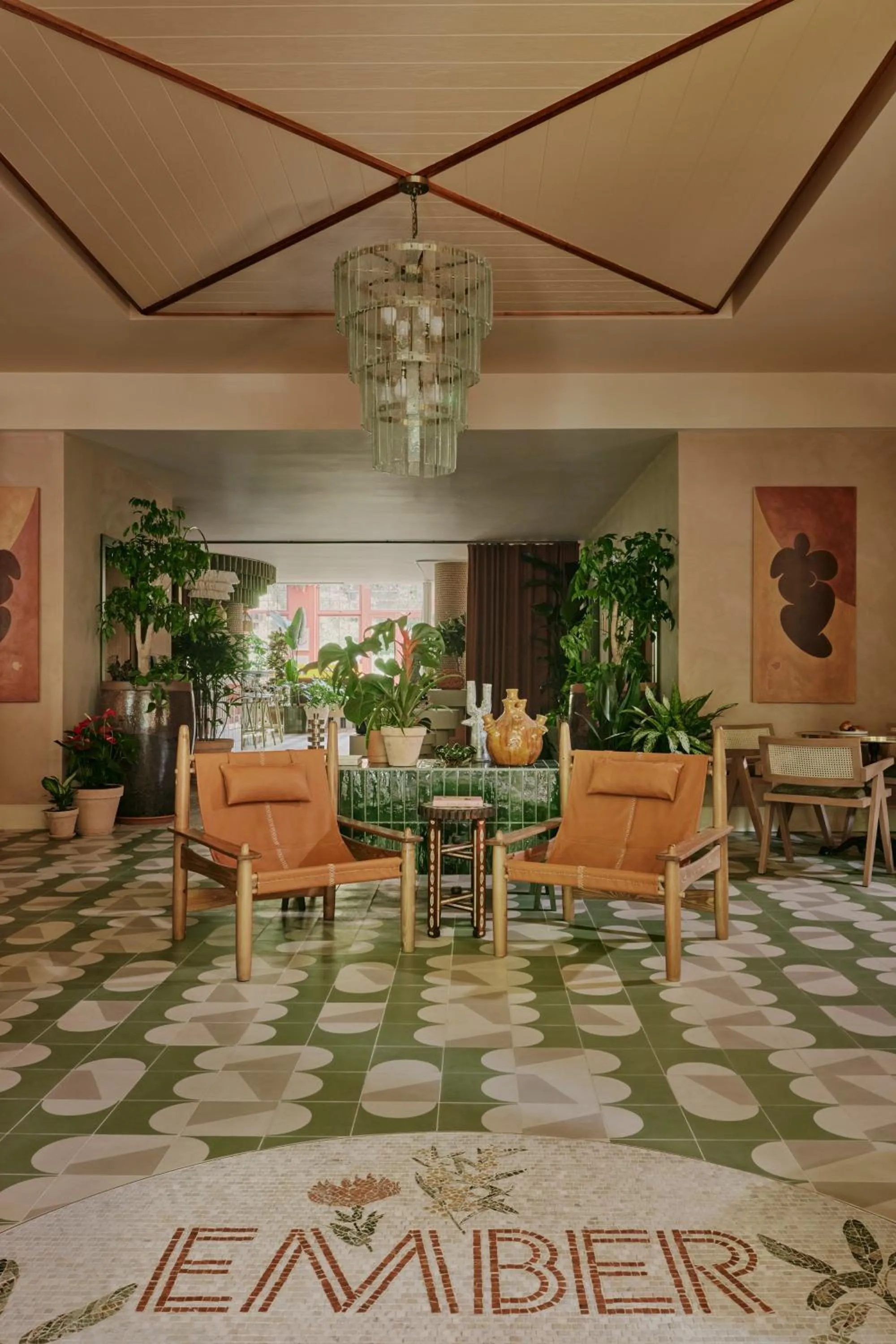 Facade/entrance in Ember Locke Kensington