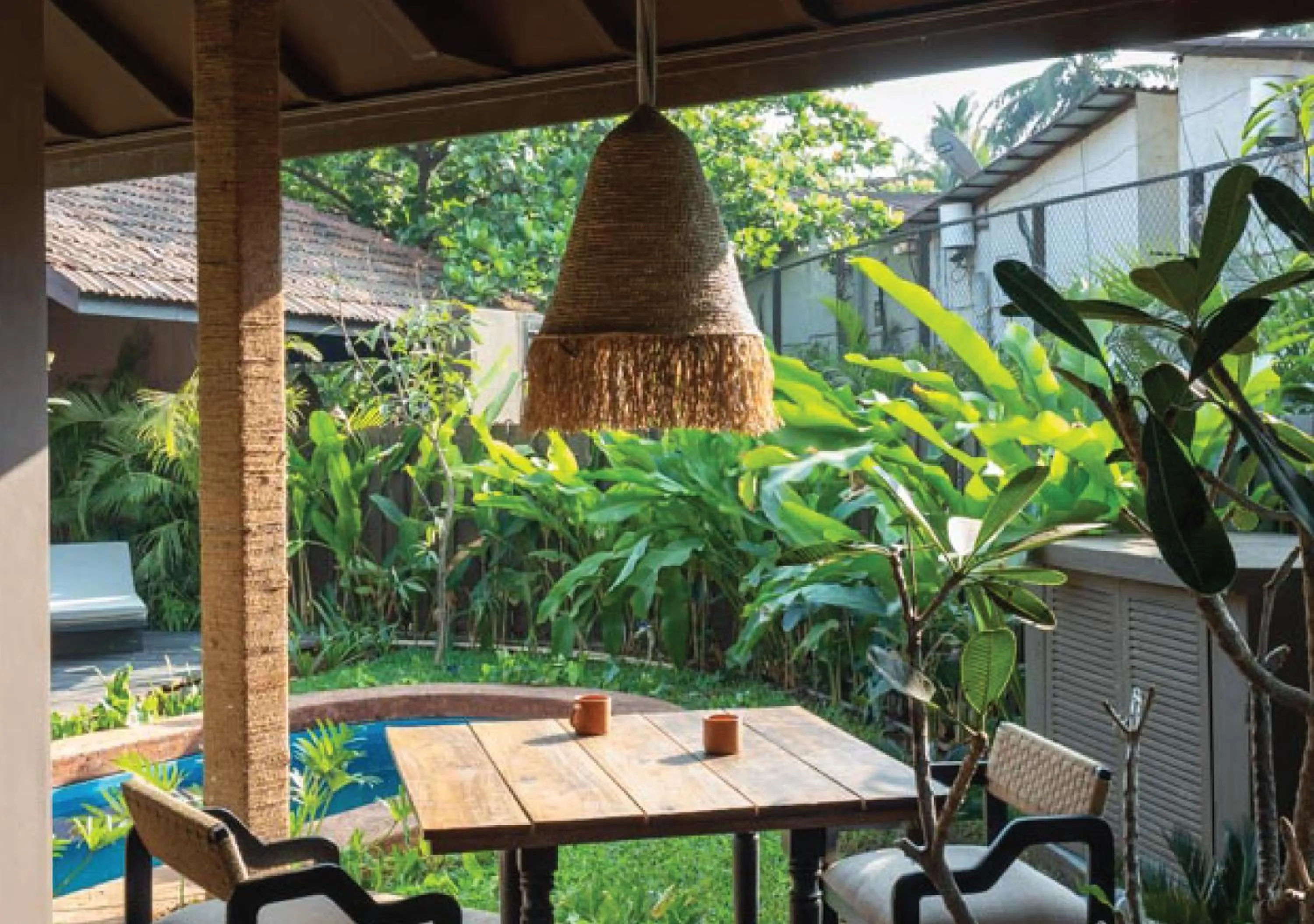 Patio in Red Thread Morjim