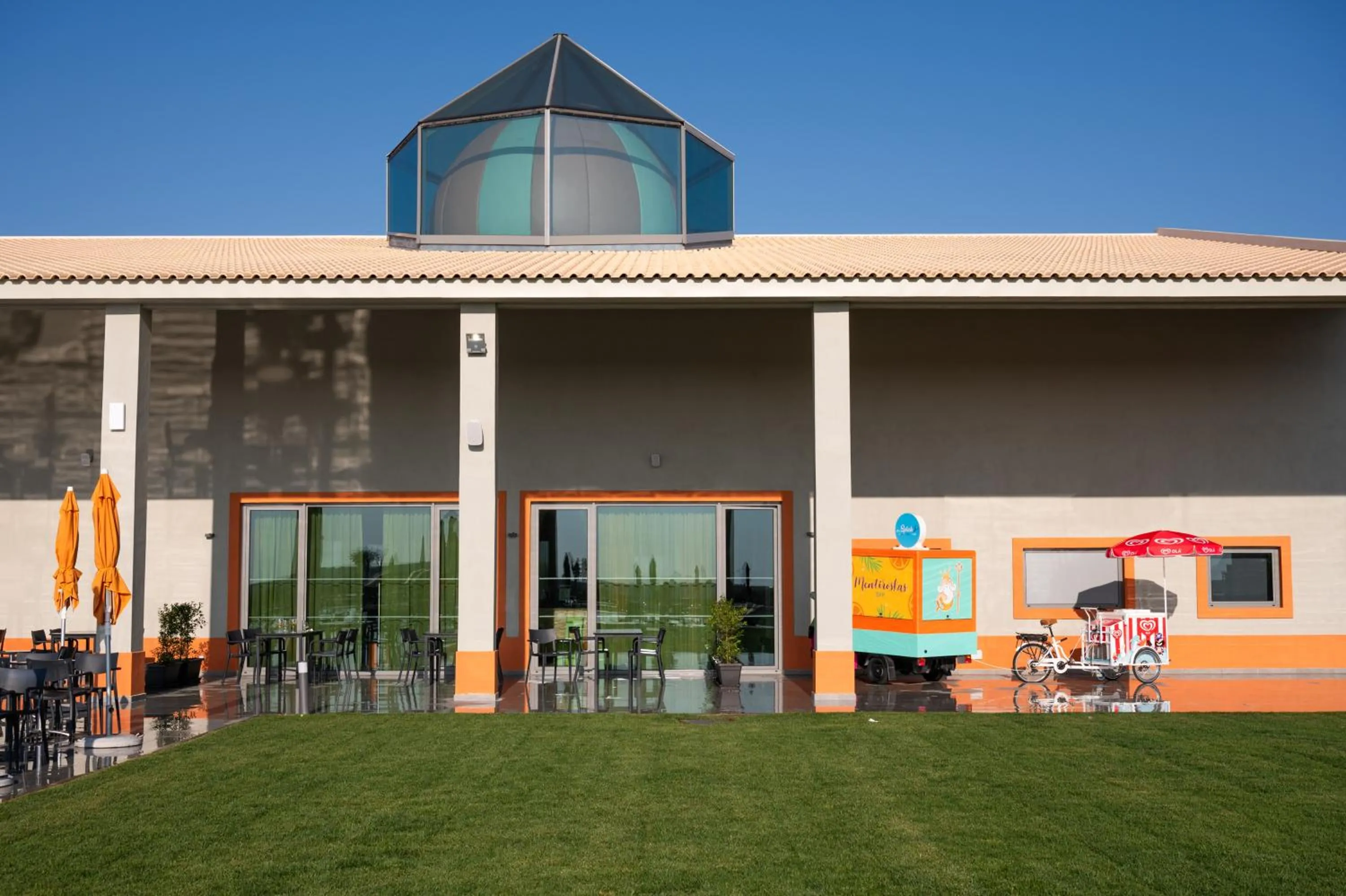 Property building in Vila Gale Nep Kids