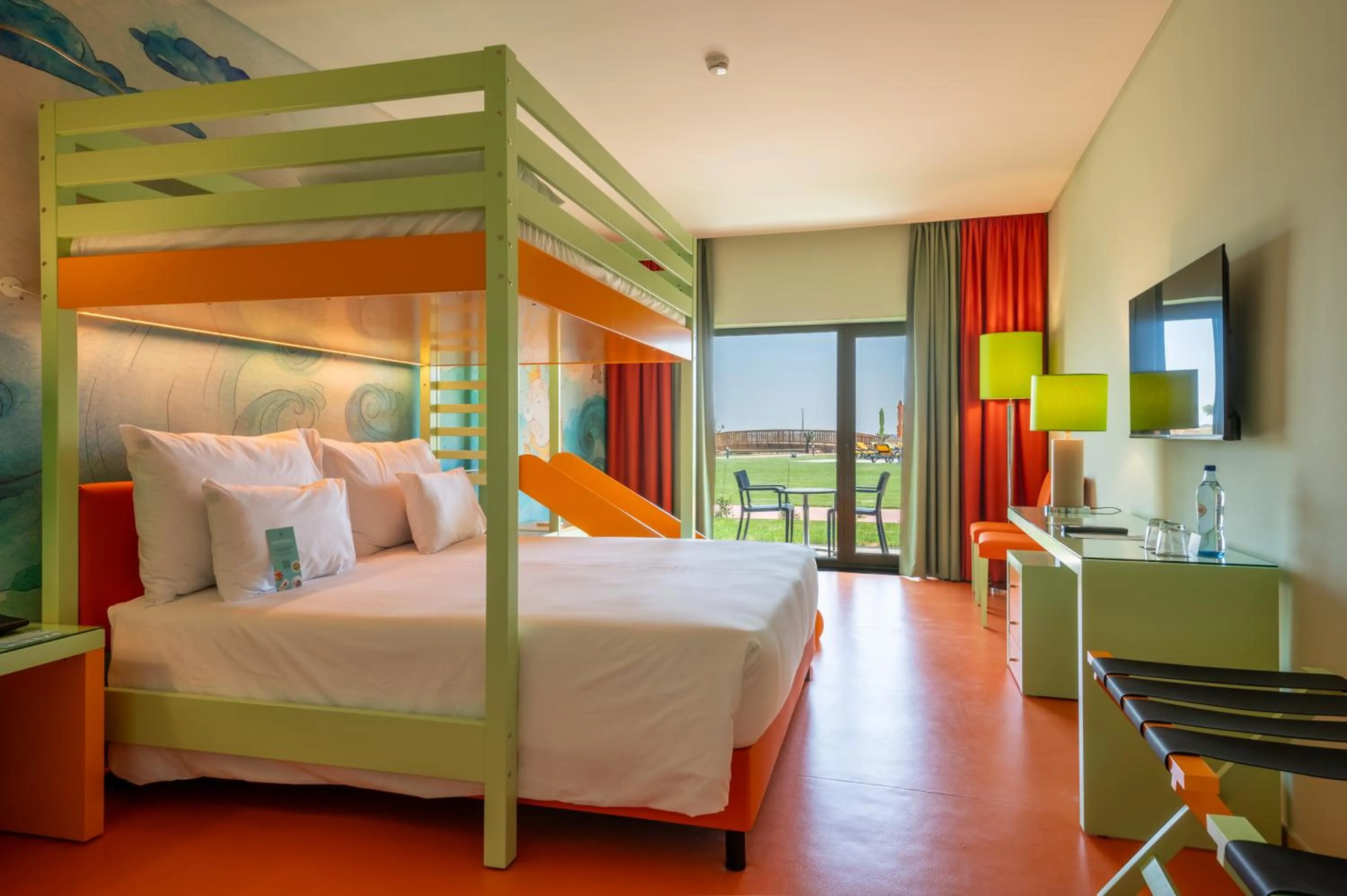 View (from property/room), Bed in Vila Gale Nep Kids