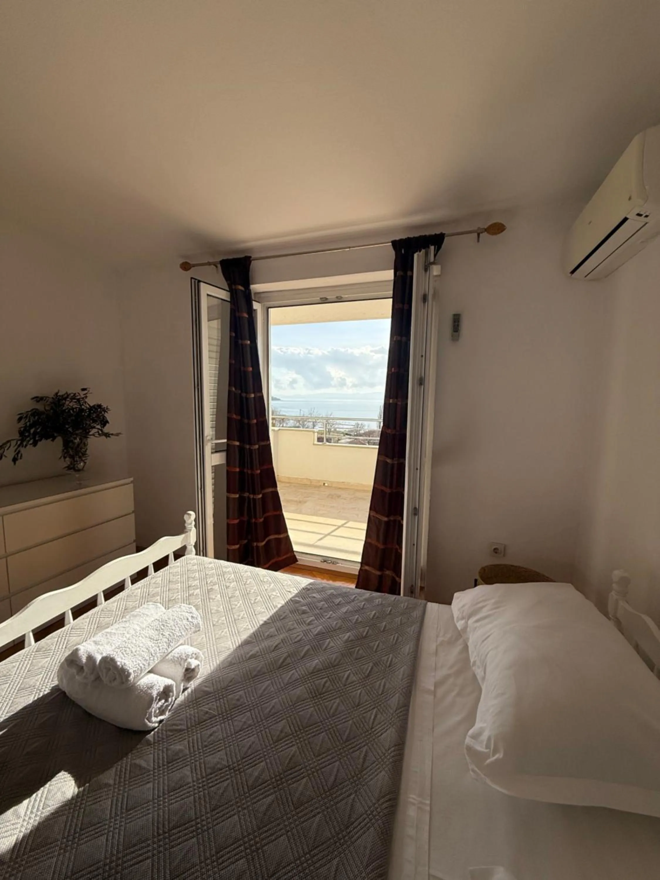 Bedroom, Bed in Apartment Vrle